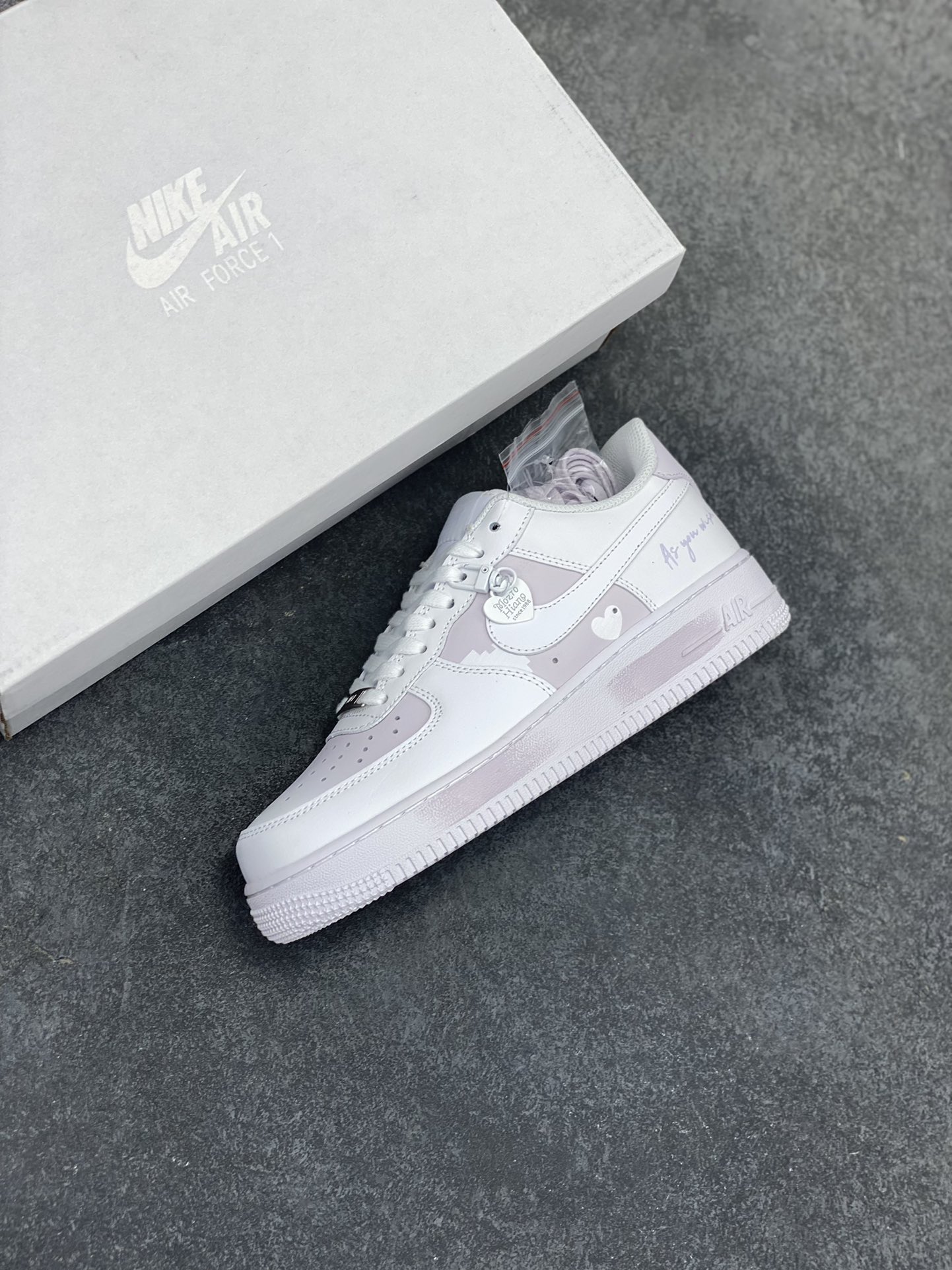 图片[7]-Nike Air Force 1 Low’07 A8系列 白粉紫 喷绘 空军一号低帮休闲板鞋 定制皮料 原厂3D打印 定制鞋盒 原楦原纸板 纯正空军版型 内置全掌气垫 货号：CW2288-111 尺码：36 36.5 37.5 38 38.5 39 40 40.5 41 42 42.5 43 44 44.5 45-选品中心