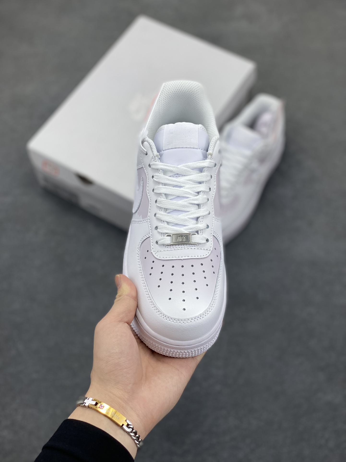 图片[2]-Nike Air Force 1 Low’07 A8系列 白粉紫 喷绘 空军一号低帮休闲板鞋 定制皮料 原厂3D打印 定制鞋盒 原楦原纸板 纯正空军版型 内置全掌气垫 货号：CW2288-111 尺码：36 36.5 37.5 38 38.5 39 40 40.5 41 42 42.5 43 44 44.5 45-选品中心