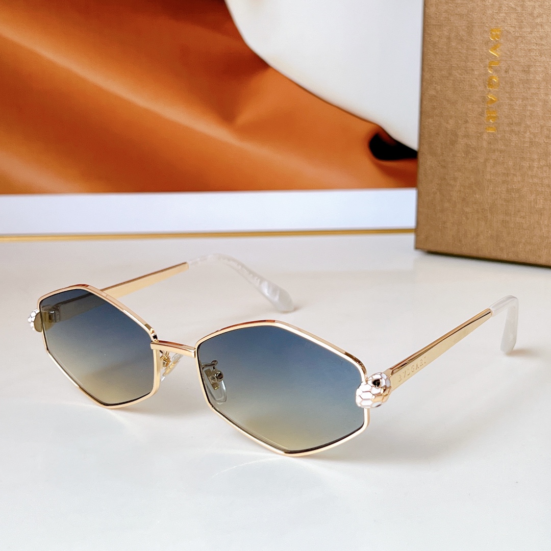   BVLGARI
MODBV40082I
SIZE56口17 140
🔝🔝