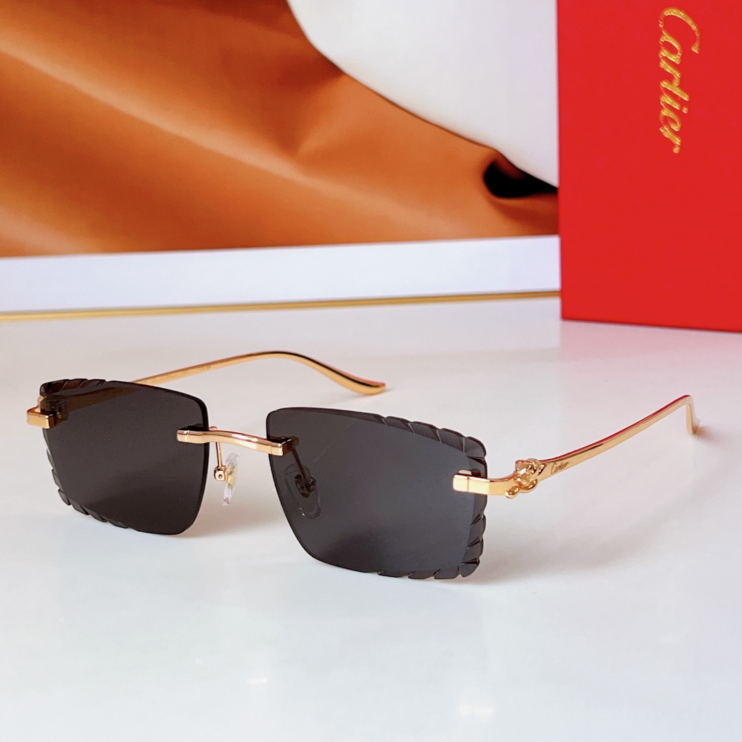 。  Cartier
MOD：CT0682S
Size：56口18 137
🔝🔝
