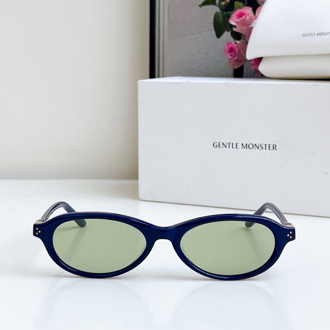  新品 
GENTLE MONSTE*
MODEL：BE SLO
SIZE：54口18-145
🔝🔝