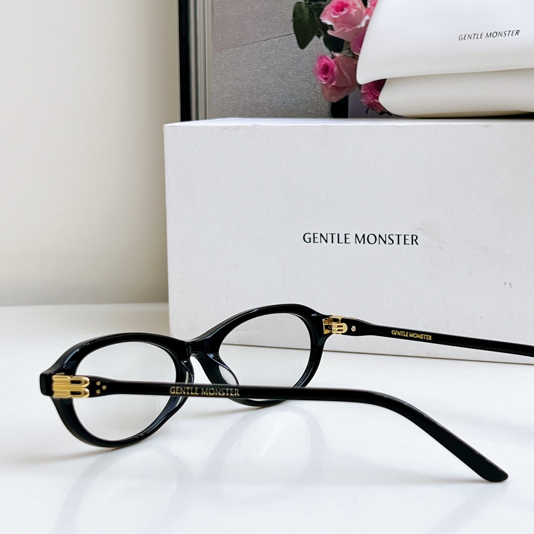  新品 
GENTLE MONSTE*
MODEL：BE SLO
SIZE：54口18-145
🔝🔝