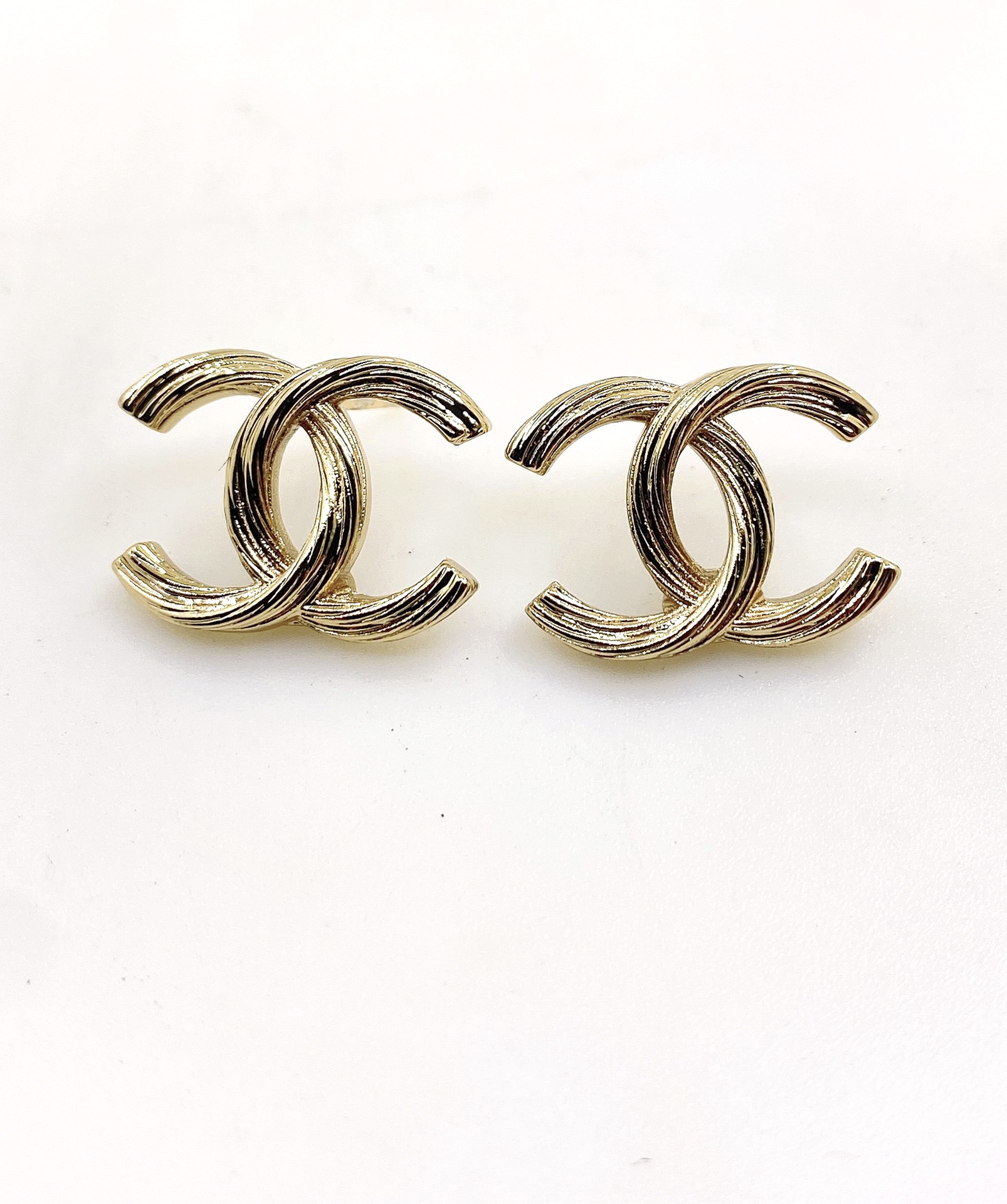 NO:111590,ch*nel latest classic cc earrings] consistent ZP brass material, fine jewelry19860909ch*nel 最新款经典cc耳钉】一致ZP黄铜材质,饰品精品,Jewelry