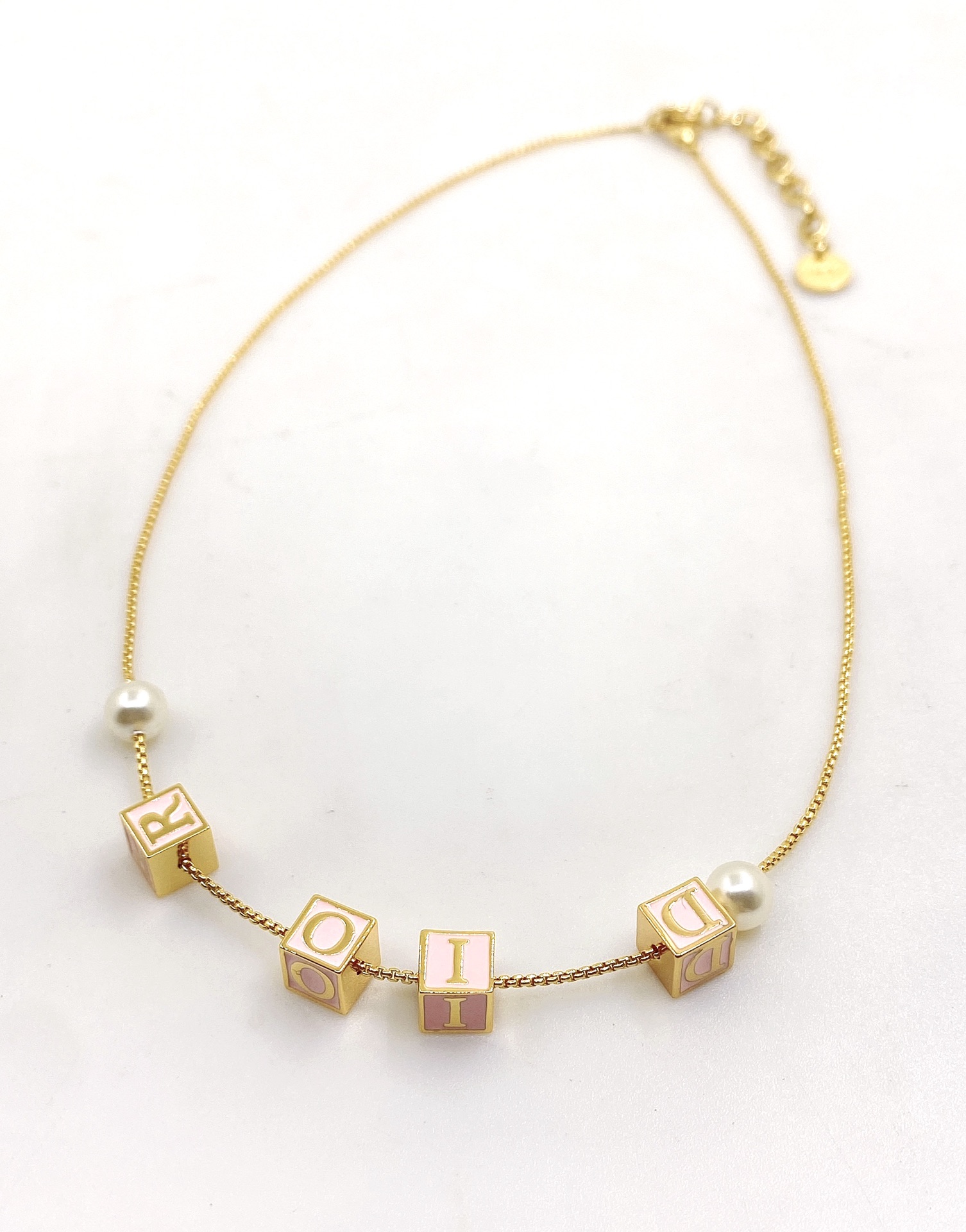NO:111586,D*or latest pink d letter dice necklace】Uncommon ZP brass material, jewelry quality, necklace19860909D*or 最新款粉色d字母骰子项链】一致ZP黄铜材质,饰品精品,necklace,Jewelry