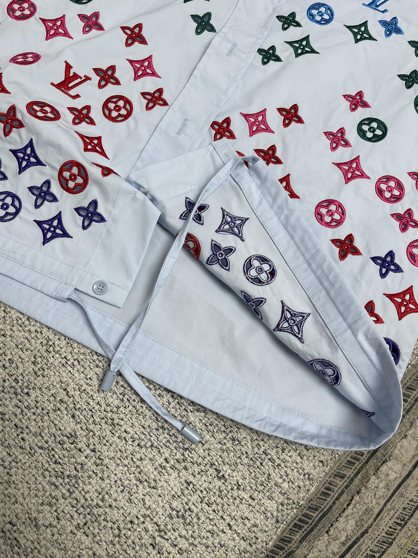 Louis Vuitton Poplin Embroidered Pocket Shirt, Short Sleeve, Light Blue 7 i1744619378 9813 6