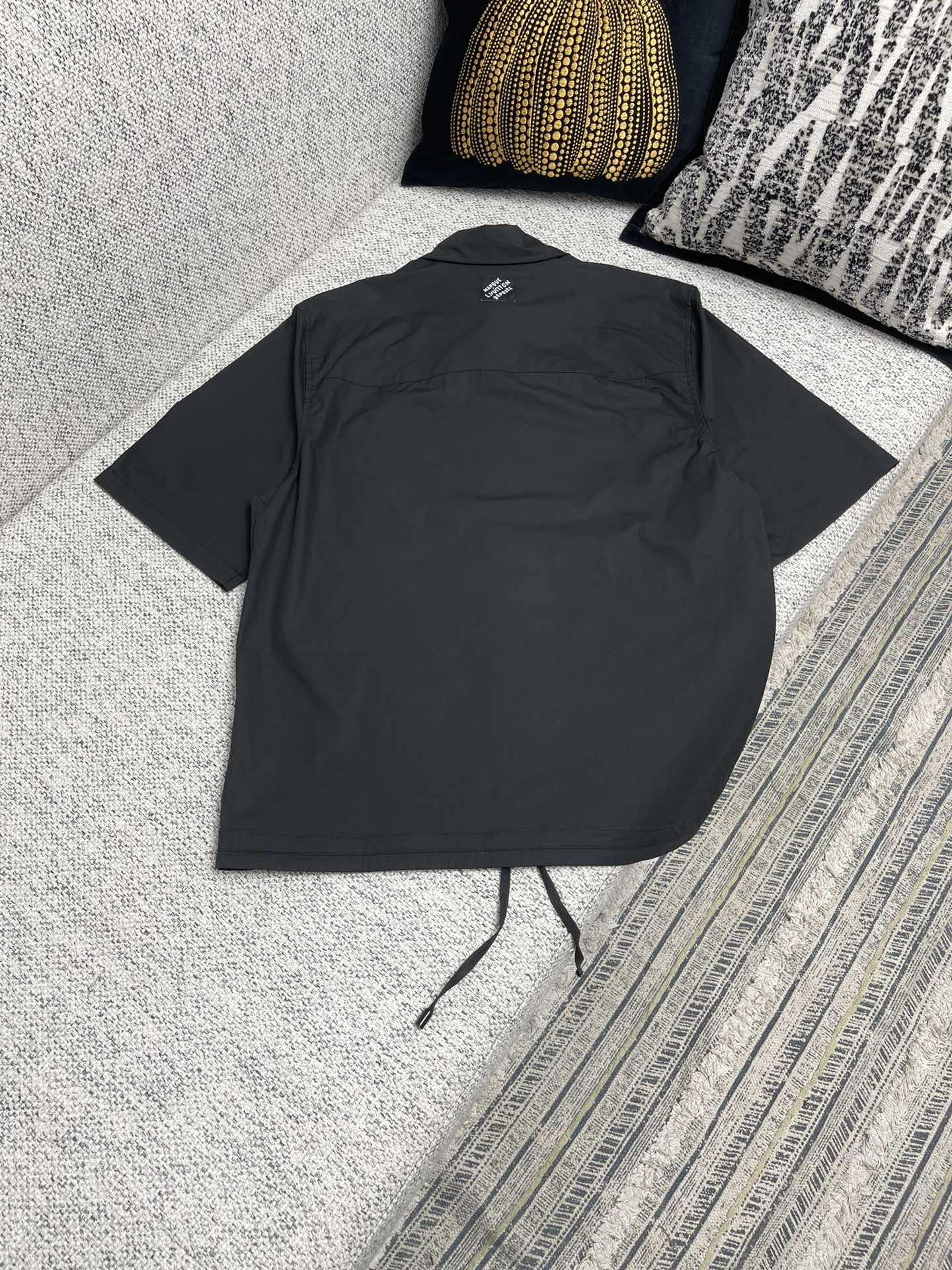 Louis Vuitton Poplin Embroidered Short Sleeve Shirt - Modern Style 3 i1744619391 1097 1