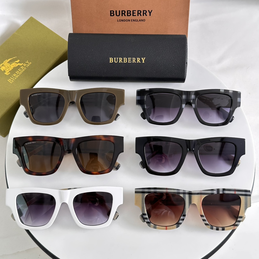  ‼️BURBERR*
MODEL：BE4360
SIZE：51口20-145