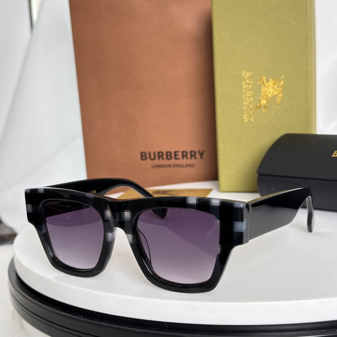  ‼️BURBERR*
MODEL：BE4360
SIZE：51口20-145