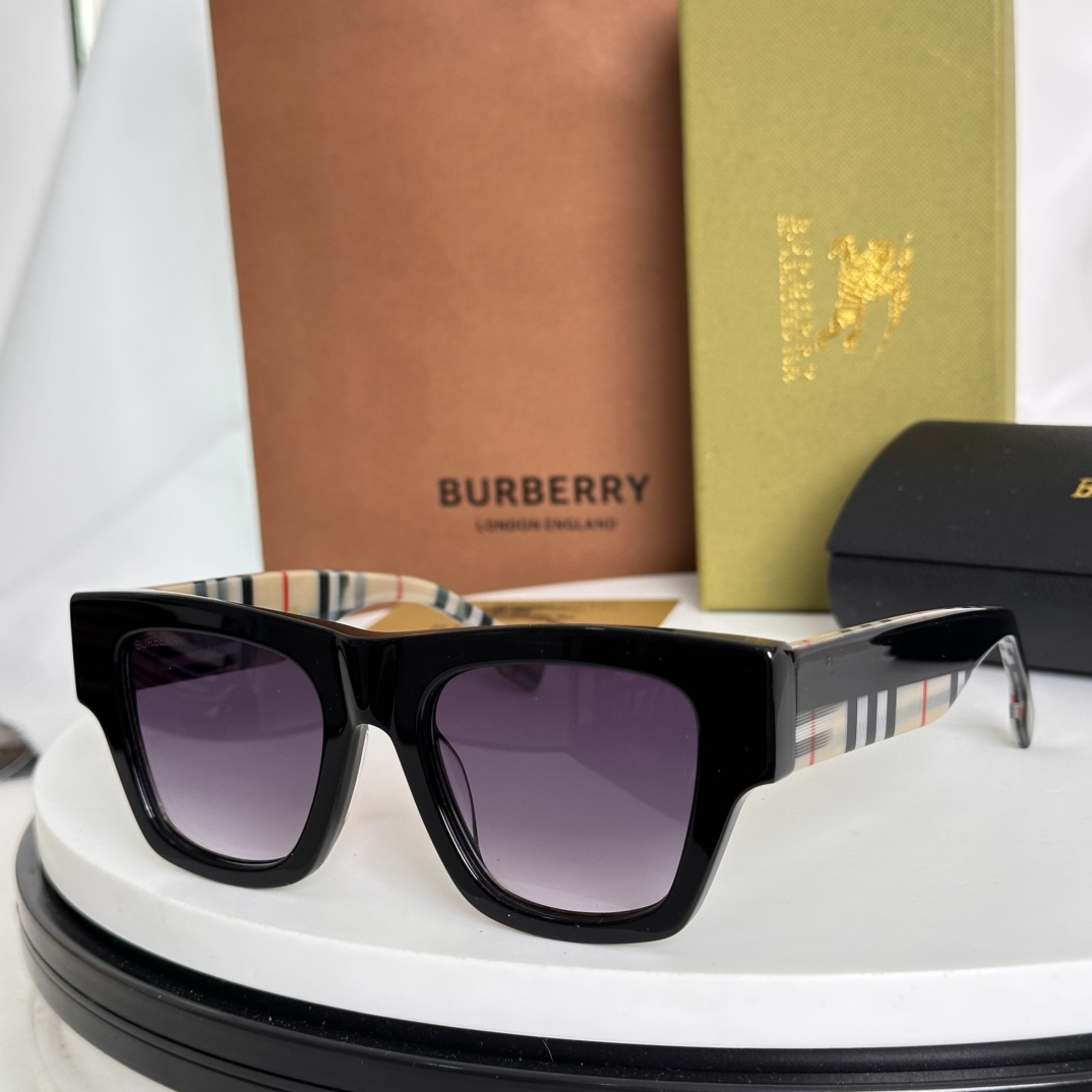  ‼️BURBERR*
MODEL：BE4360
SIZE：51口20-145