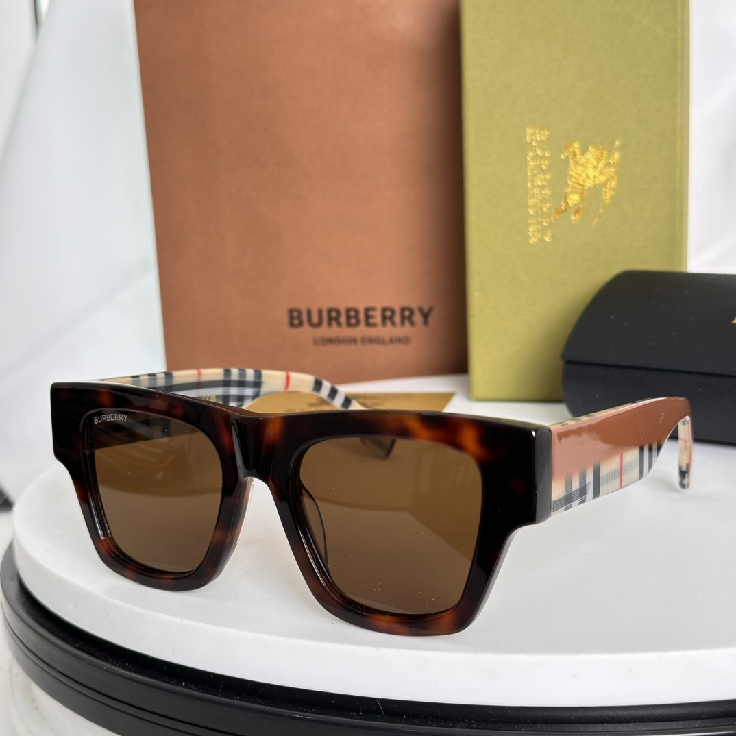  ‼️BURBERR*
MODEL：BE4360
SIZE：51口20-145