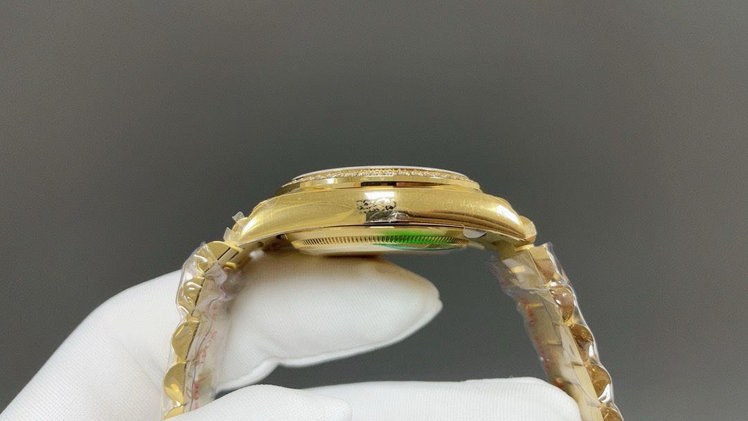 Rolex 劳力士星期日历型36MM