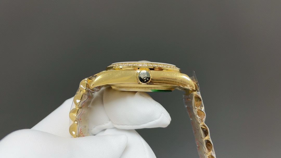 Rolex 劳力士星期日历型36MM