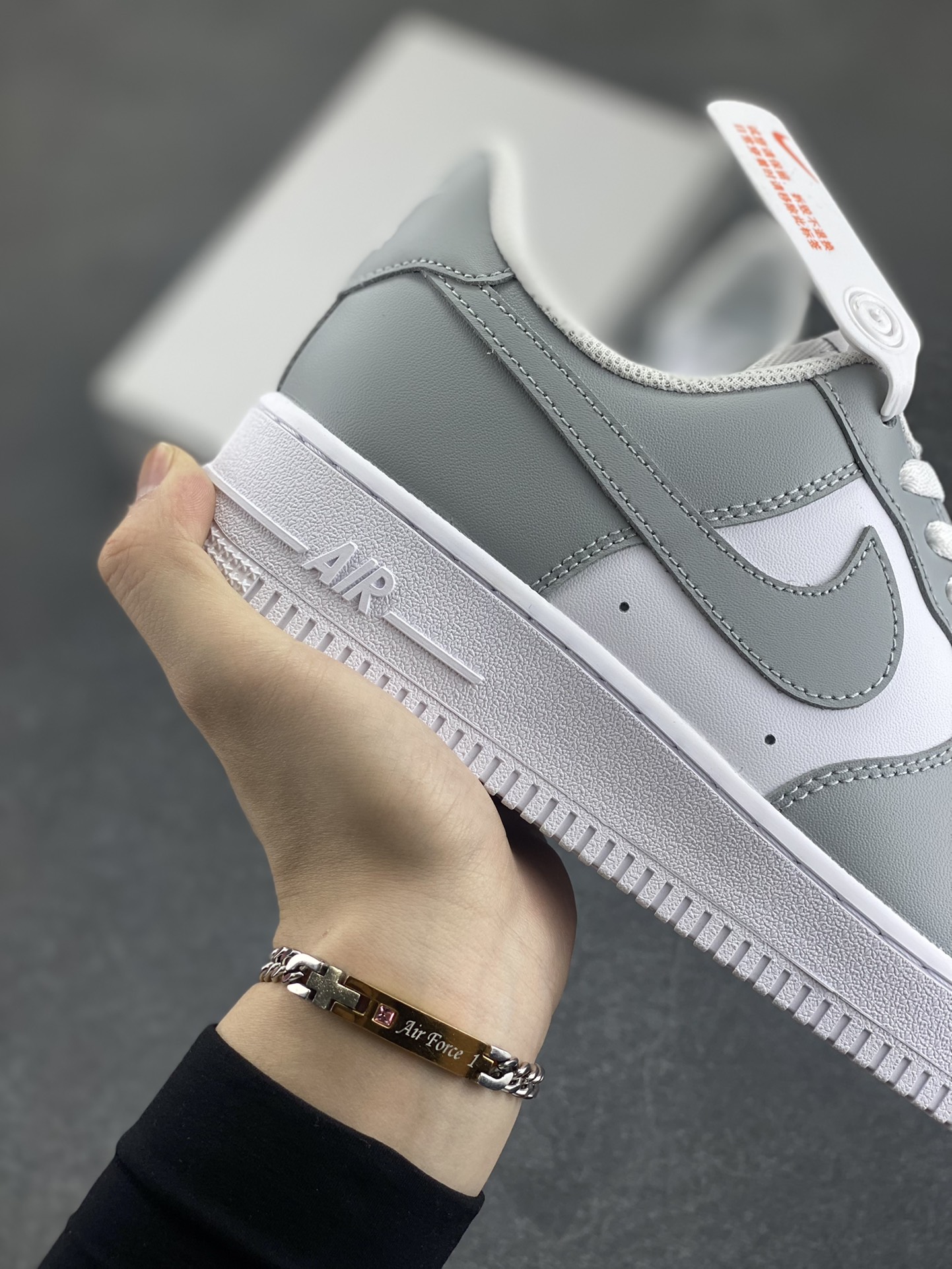 图片[6]-Nike Air Force 1 Low 灰白 空军一号低帮运动休闲板鞋 官方同步 原装级别 原楦头原纸板 打造纯正空军版型#专注外贸渠道 全掌内置蜂窝气垫 #原盒配件 原厂中底钢印、拉帮完美 货号：FD9763-101 尺码：35.5 36 36.5 37.5 38 38.5 39 40 40.5 41 42 42.5 43 44 44.5 45-选品中心