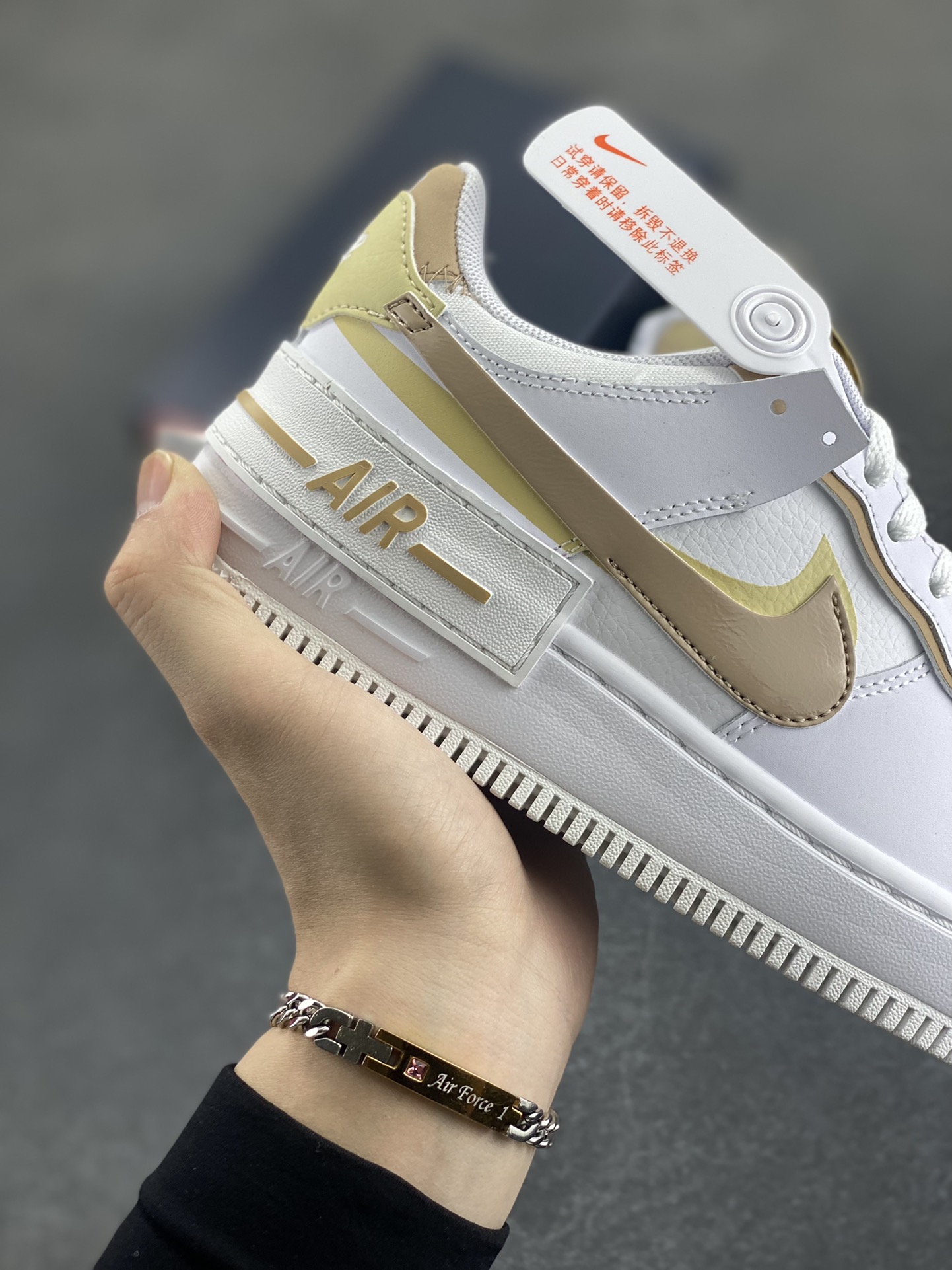 图片[6]-NK Air Force 1 Shadow 轻量增高低帮百搭板鞋\”拼接马卡龙\” 全新少女系解构主义设计双层轻量EVA发泡中底+防滑RB橡胶外圈底鞋底 原楦头原纸板 打造纯正空军版型 专注外贸渠道 全掌内置蜂窝气垫 原盒配件 原厂中底钢印、拉帮完美 货号：DZ1847-111 尺码：35.5 36 36.5 37.5 38 38.5 39 40-选品中心