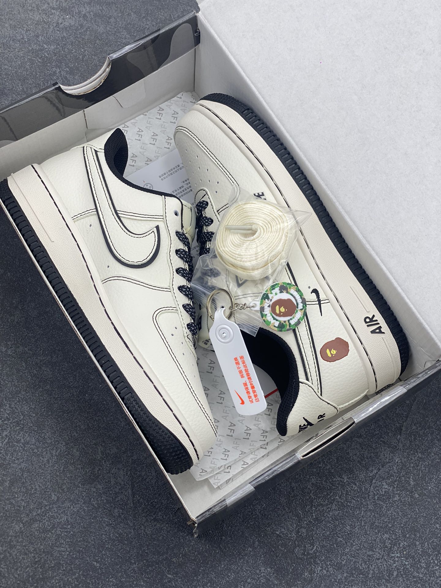 图片[9]-NIke Air Force 1 \’07 Low “Bape联名——黑线满天星”空军一号 低帮 运动鞋 休闲鞋 折边针车 工艺难度大 原楦头原纸板 原装鞋盒 定制五金配件 内置全掌气垫 原厂鞋底 货号：HH7518-067 尺码：36 36.5 37.5 38 38.5 39 40 40.5 41 42 42.5 43 44 44.5 45-选品中心