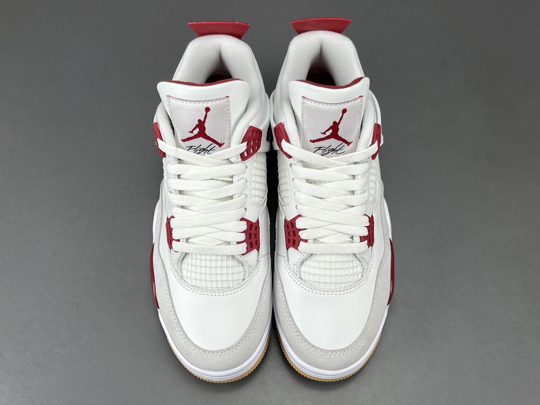 
【OG版 AJ4】Nike SB x Jordan Air Jordan 4 “Varsity Red