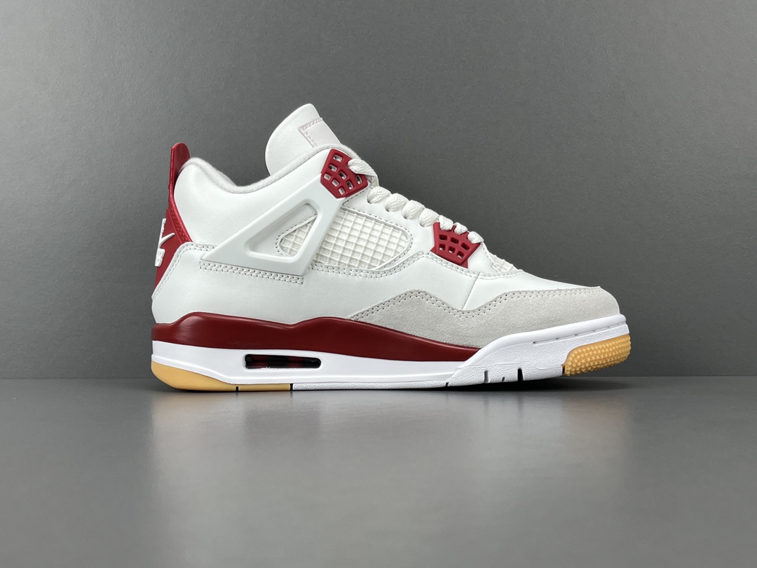 
【OG版 AJ4】Nike SB x Jordan Air Jordan 4 “Varsity Red