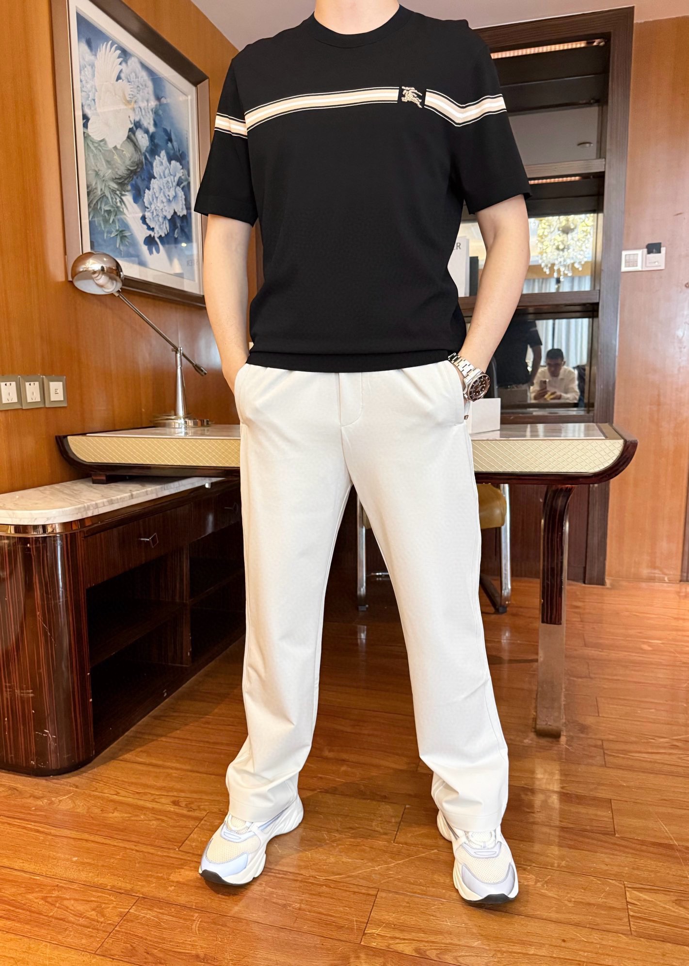 NO:140745,Burberry-2025 counter latest hot casual pants arrive, hot-selling items in European and American counters!  Selected custom fabrics imported from Italy and matched with the latest slim fit design of the foot. The brand Pegasus embroidery in the front pocket highlights the fashion. Needless to say, the upper body effect is. Number of codes: M-XXXL (with Hong Kong Lane Crawford Gift Box Packaging), alexander wang19860909博柏利-2025专柜最新爆款休闲裤到货,欧美专柜热销单品！精选意大利进口定制面料搭配最新的收脚修身设计,前口袋的品牌飞马绣彰显时尚 上身效果不用多说.码数:M-XXXL(配香港连卡佛礼盒包装）,,alexander wang,Men's clothing