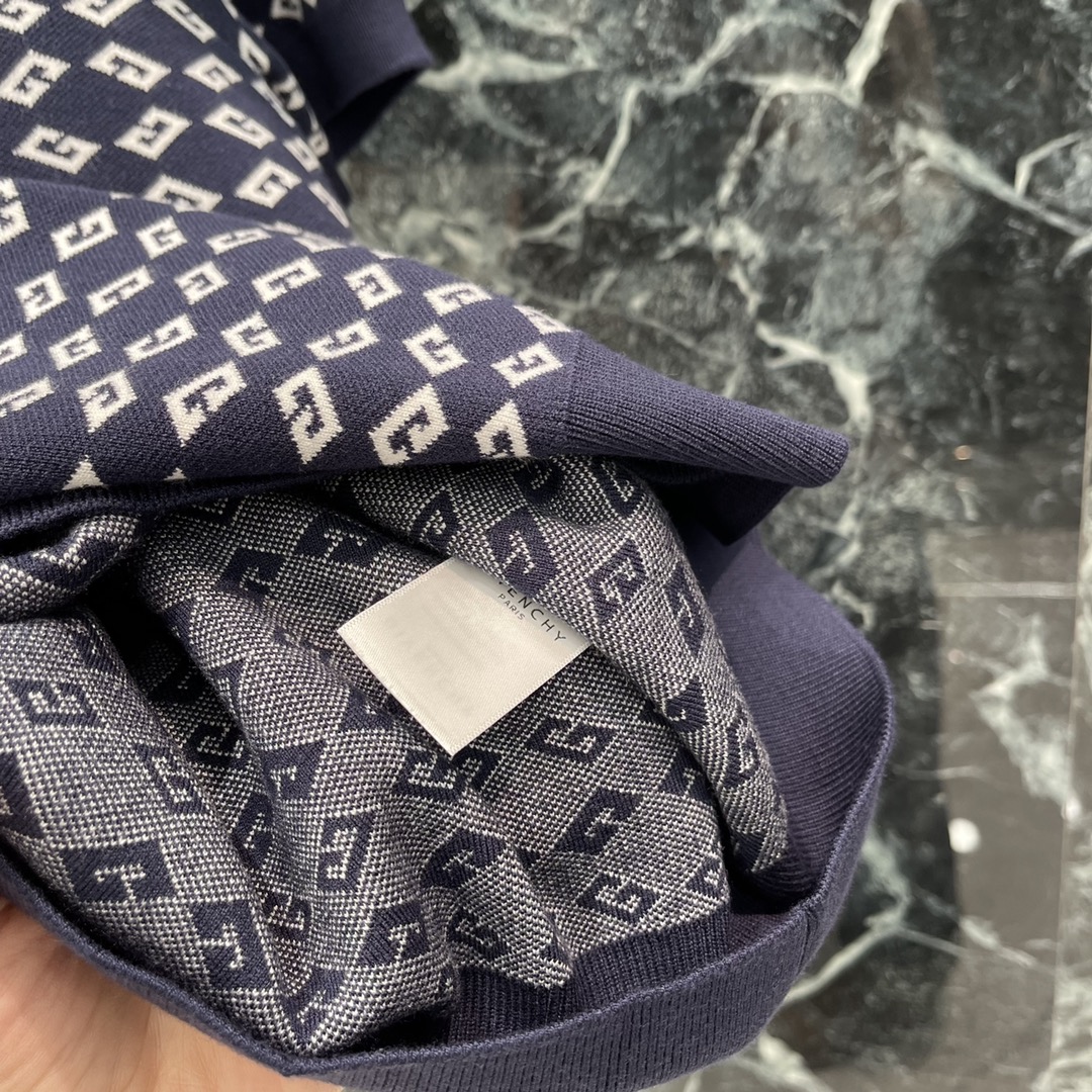 Quality Women’s Clothes with Packaging: GIVENCHY Summer Collection 2025 Highlights Digital Innovation - 图片 6