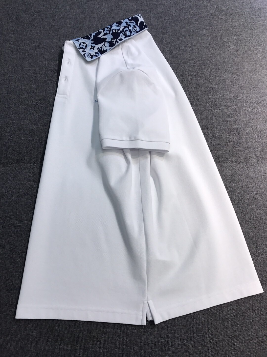 【新品】V登家族男士珠地网眼棉翻领马球POLO衫,香港洋行渠道货,重磅高端臻品,高奢品鉴白金级单品,2