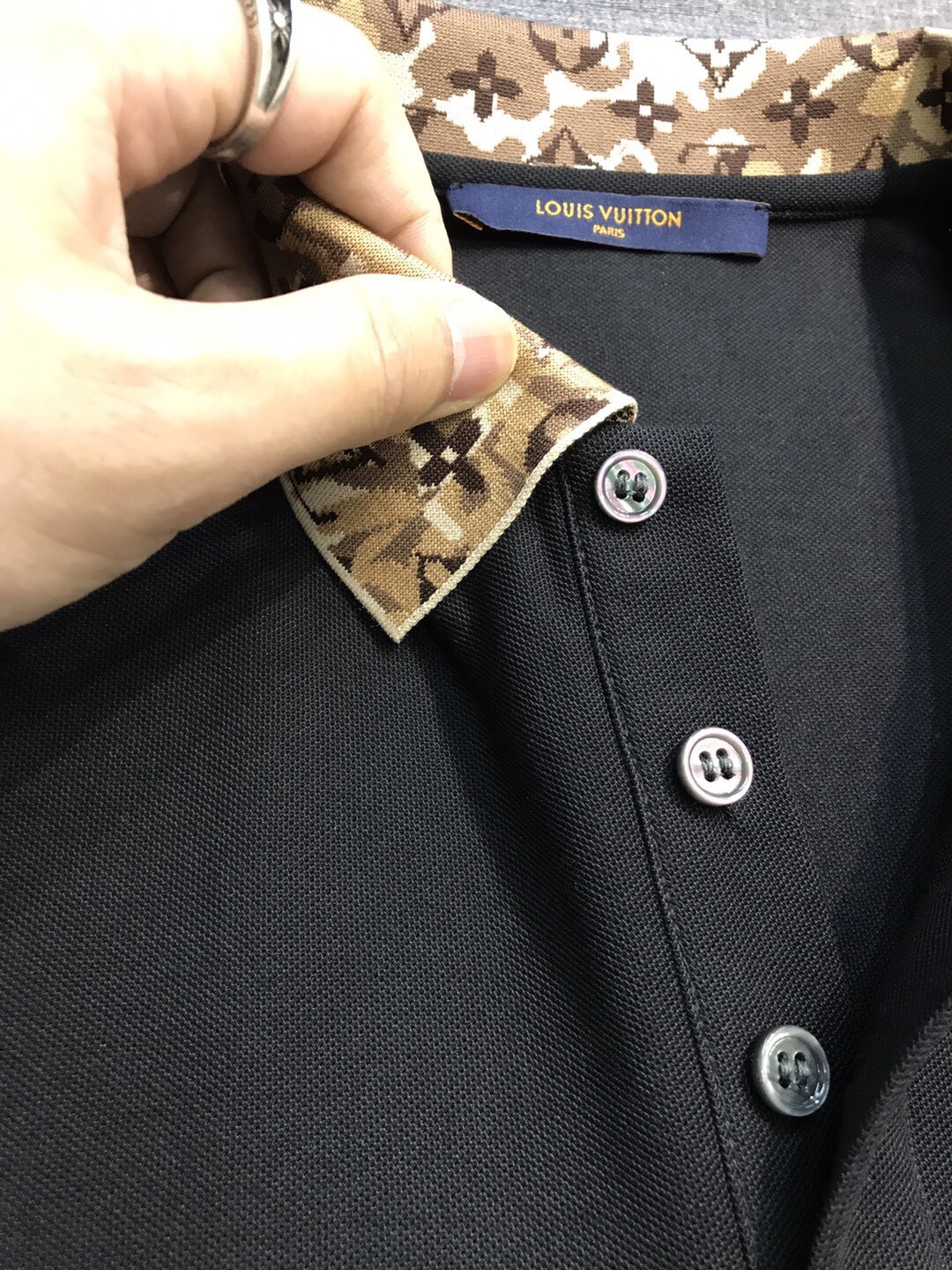 【新品】V登家族男士珠地网眼棉翻领马球POLO衫,香港洋行渠道货,重磅高端臻品,高奢品鉴白金级单品,2