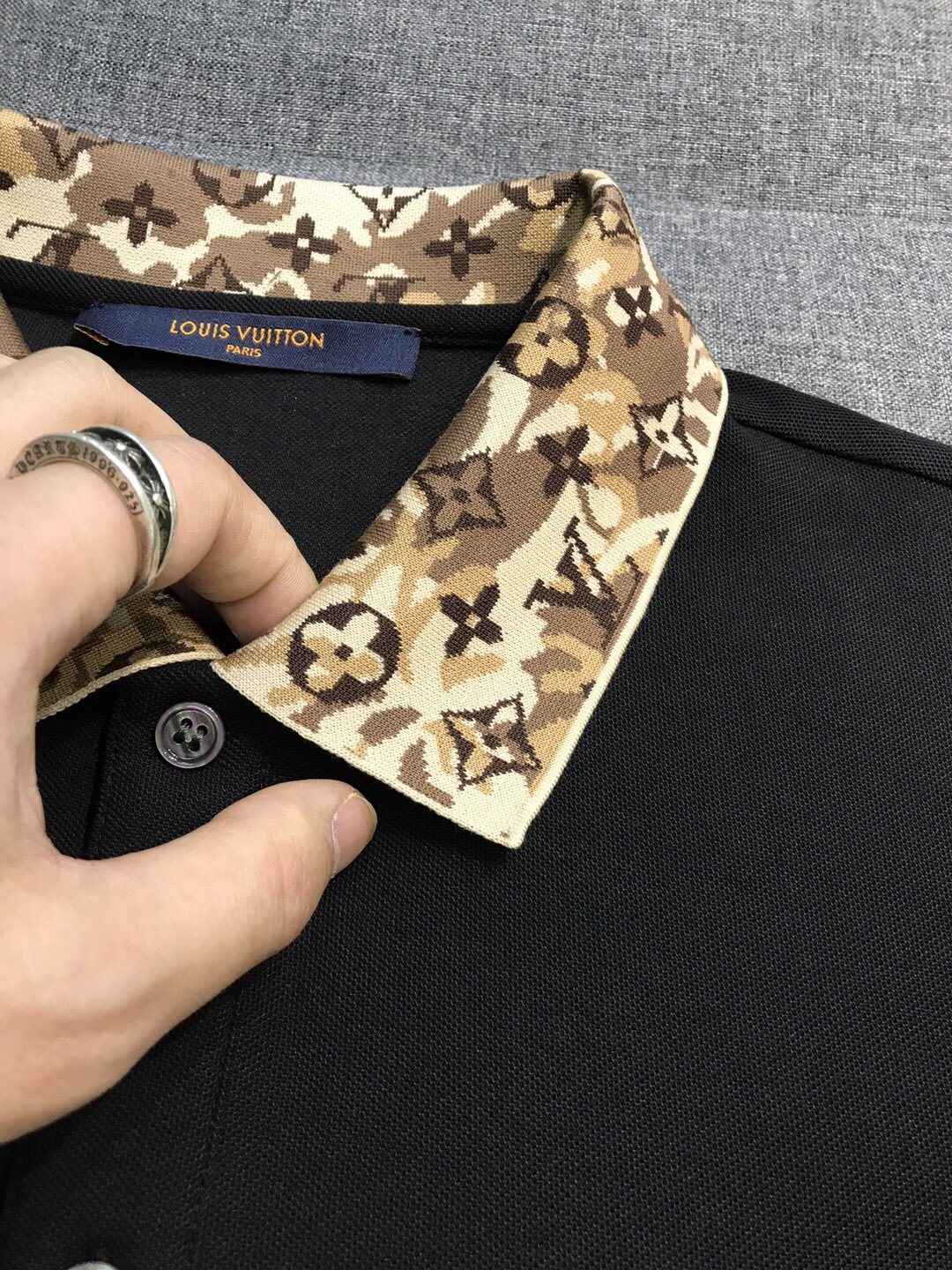 【新品】V登家族男士珠地网眼棉翻领马球POLO衫,香港洋行渠道货,重磅高端臻品,高奢品鉴白金级单品,2