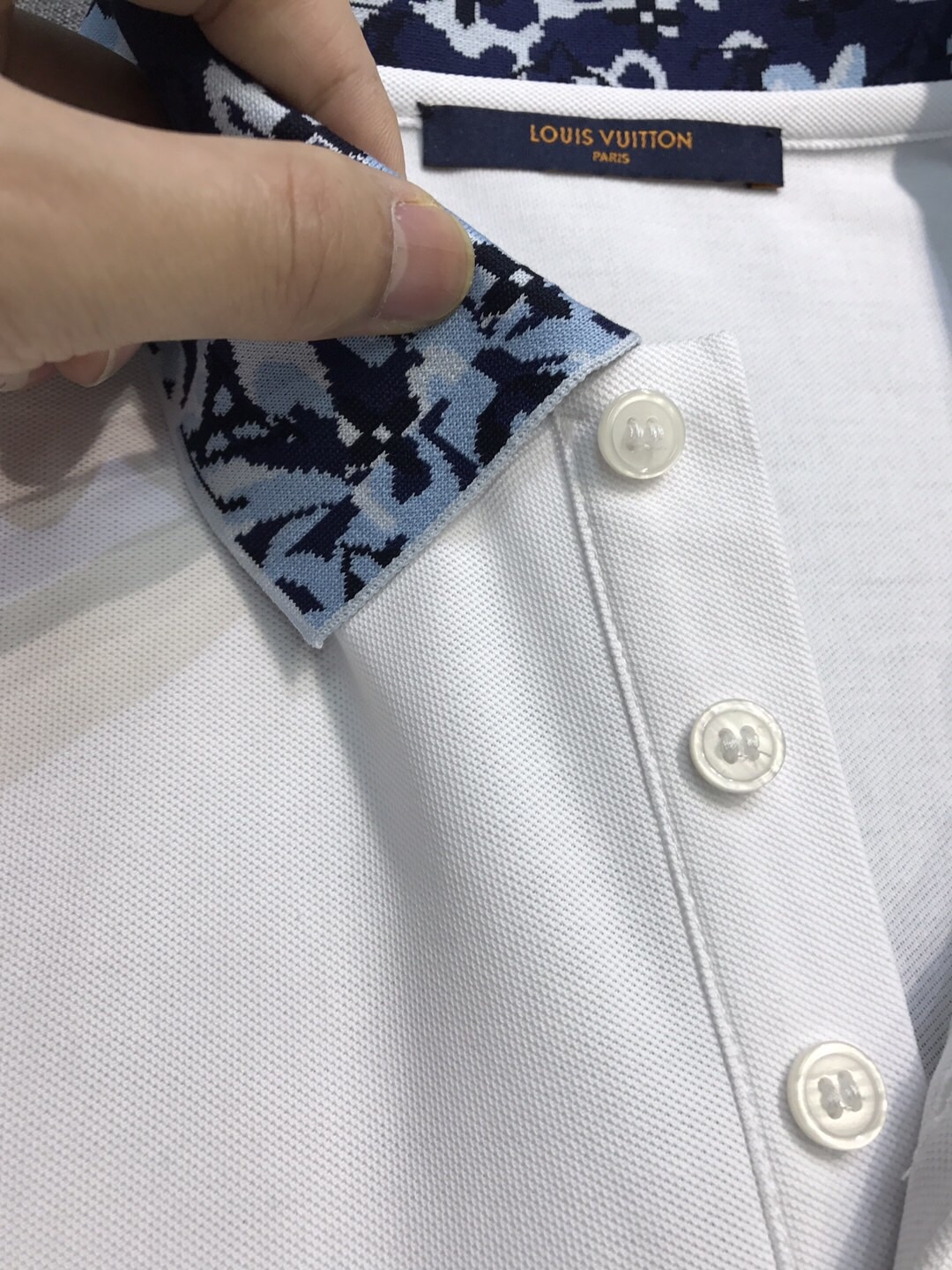 【新品】V登家族男士珠地网眼棉翻领马球POLO衫,香港洋行渠道货,重磅高端臻品,高奢品鉴白金级单品,2