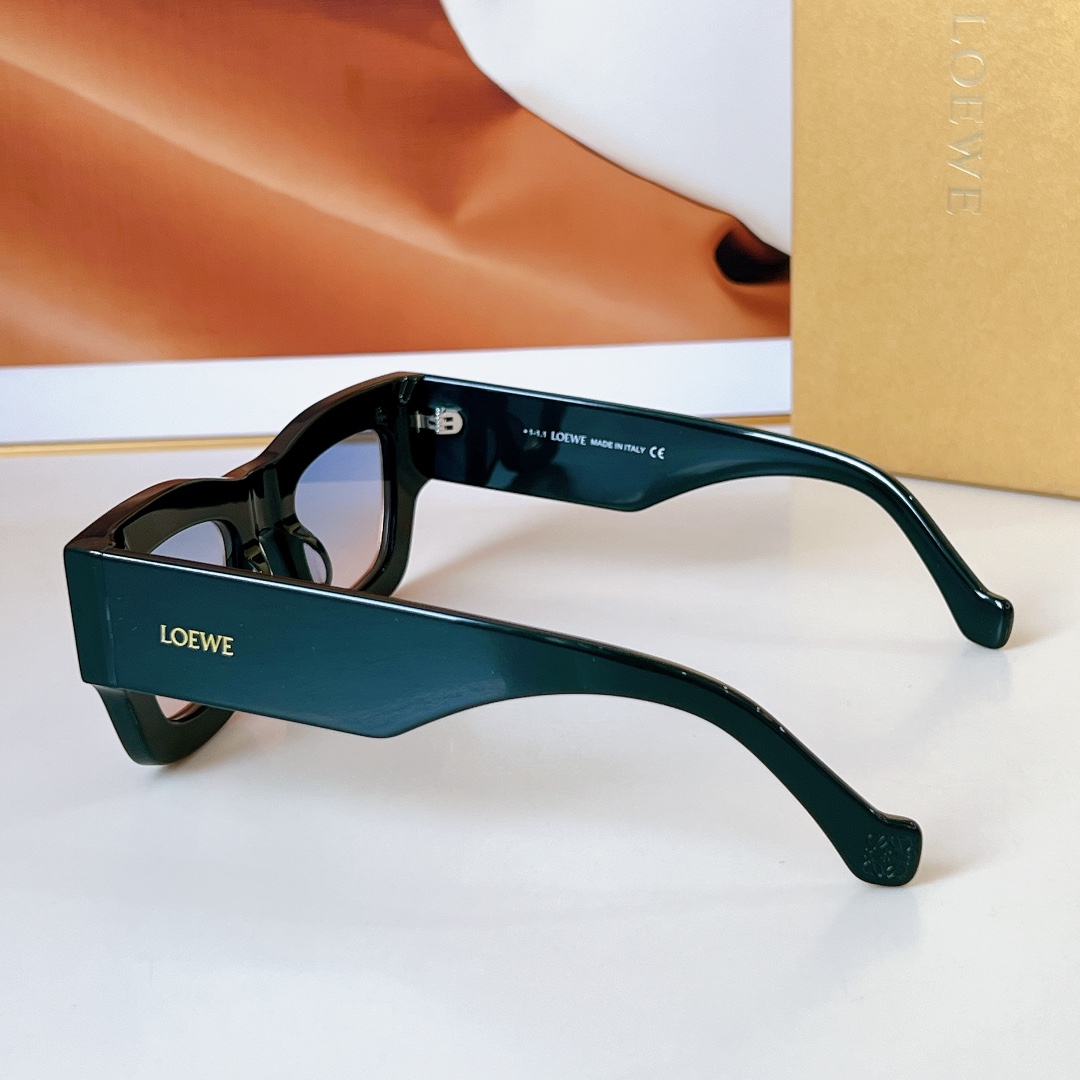  LOEWE
MOD：LW40178U
Size：47口23 145
🔝🔝