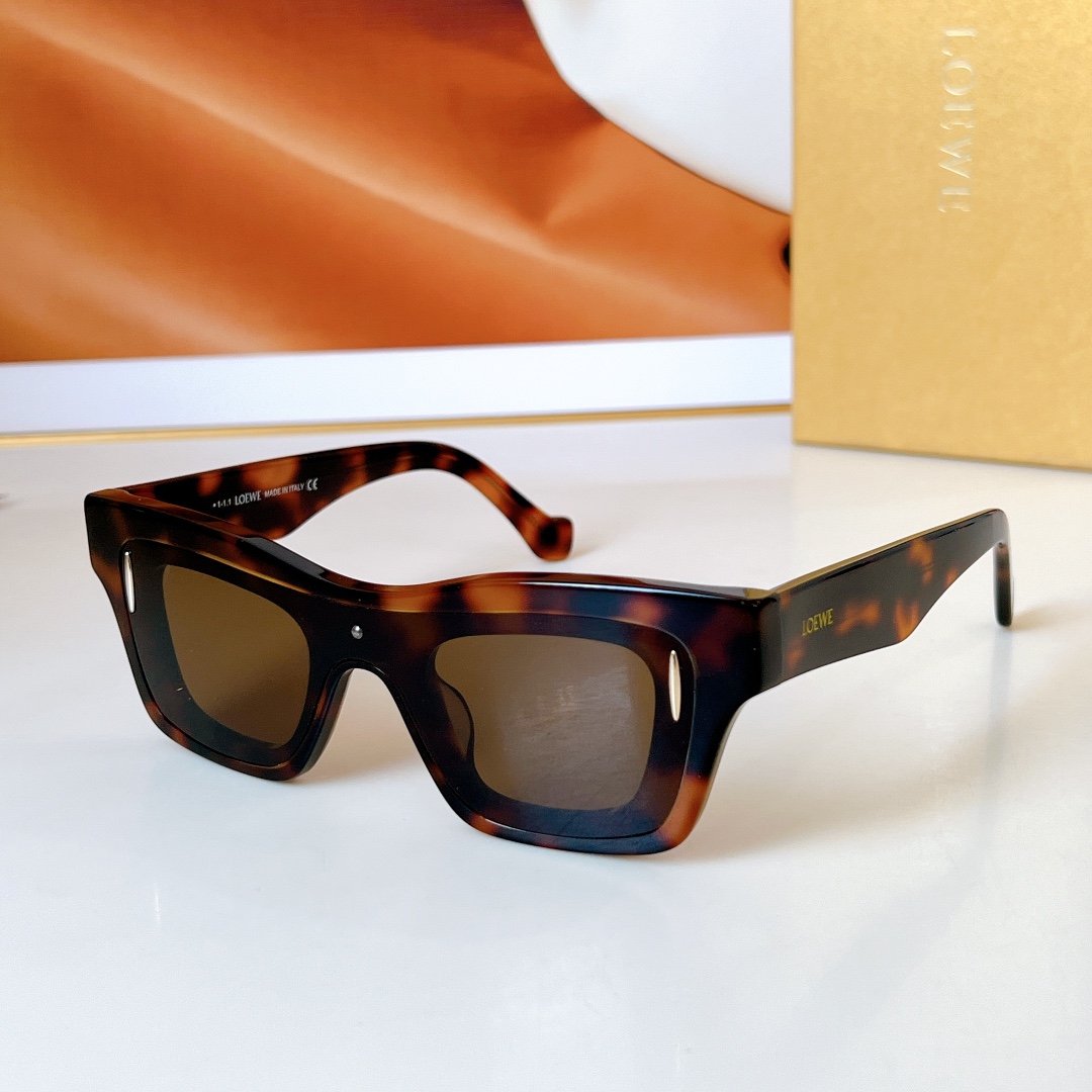  LOEWE
MOD：LW40176U
Size：54口16 145
🔝🔝