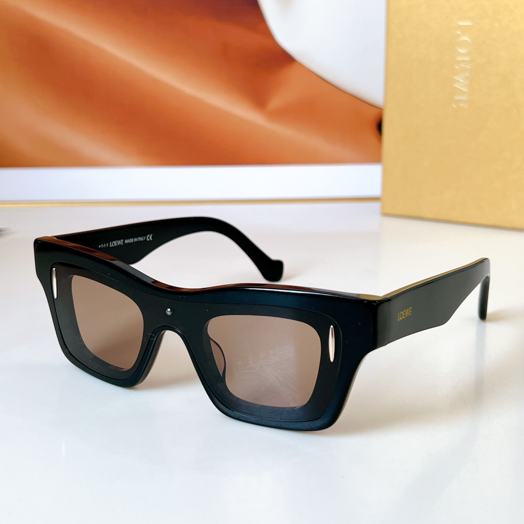  LOEWE
MOD：LW40176U
Size：54口16 145
🔝🔝