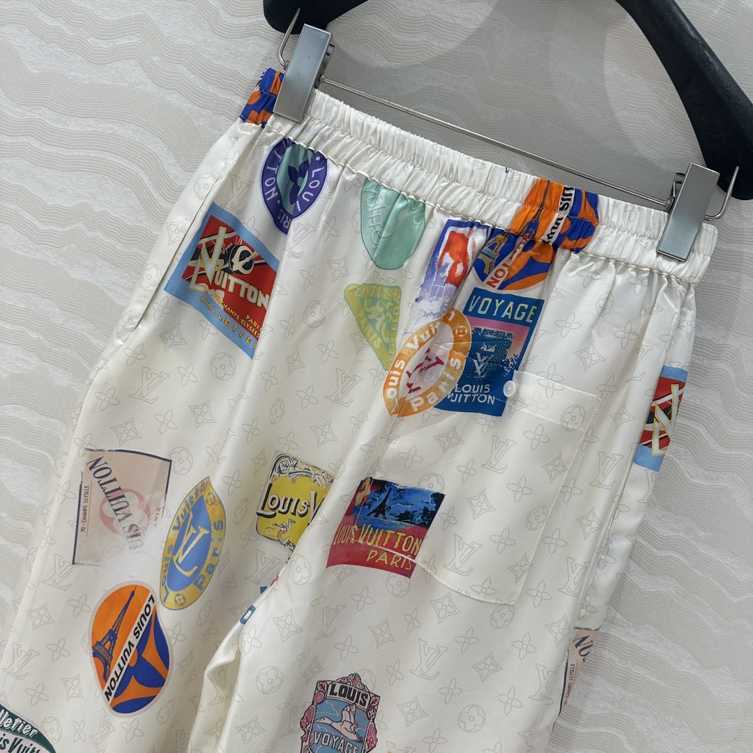 独家首发❤️原单品质💕lou神仙颜值的彩虹假日🌈系列经典MONOGRAM暗纹logo定位海报徽章印花印花
