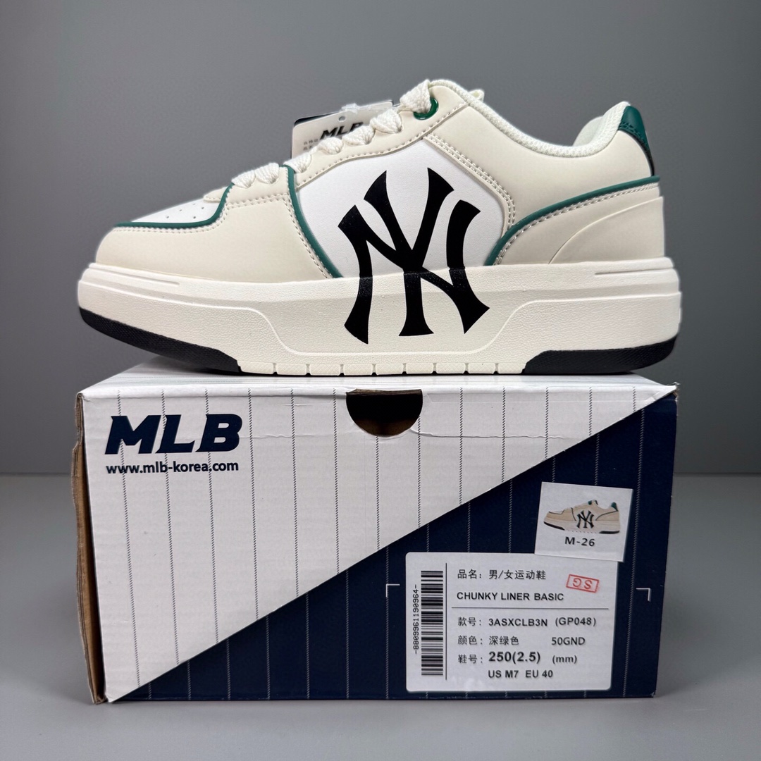 🈴福利特价
MLB Chunky Liner Basic 复古印花学长鞋系列低帮轻量增高厚底百搭休闲运动