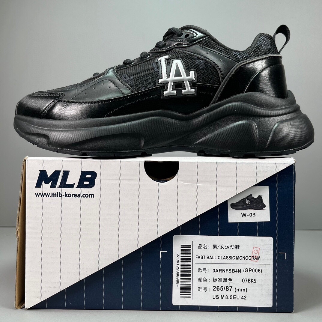 🈴福利特价
MLB New York Yankees Curve Runner 千禧 洋基队厚底增高老爹