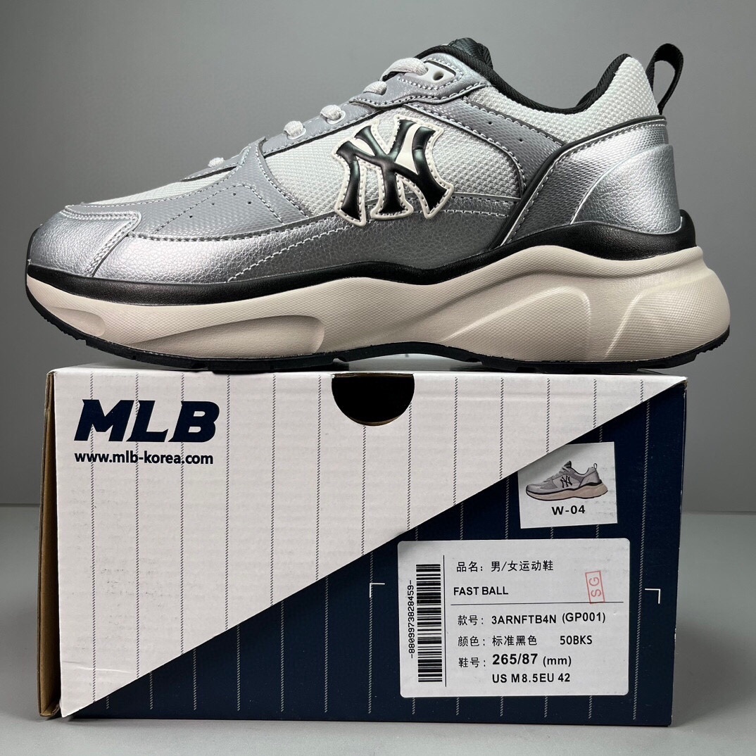 🈴福利特价
MLB New York Yankees Curve Runner 千禧 洋基队厚底增高老爹