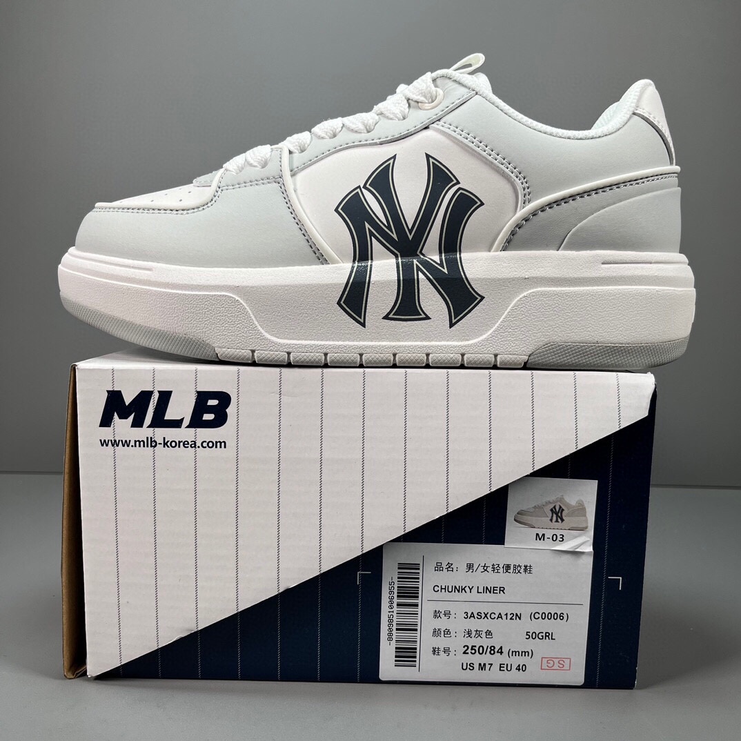 🈴福利特价
MLB Chunky Liner Basic 复古印花学长鞋系列低帮轻量增高厚底百搭休闲运动