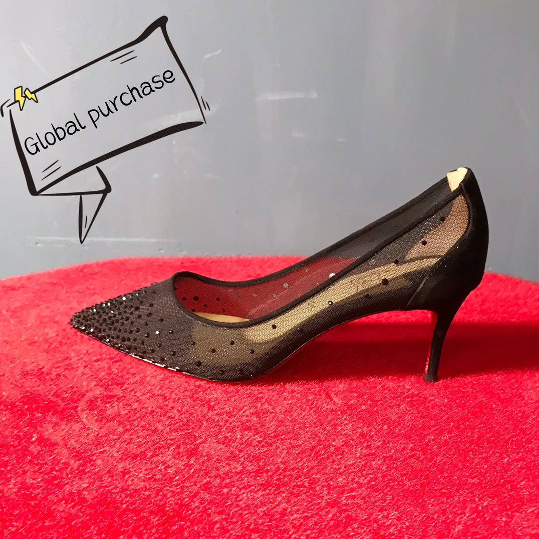 NO:100554,High-end customization 2025 spring and summer diamond classic series!  H7Cm, size 34-42. Customized models are not refunded or exchanged. 9038-012. Black deer leather, black imitation diamond. Official website synchronization. Standard European code Reference: 9038-012 Color: black Material: fishnet/diamond Lining: goat leather Heel height: 7Cm Sole:leather sole Size: EUR 34-42 (US 4-11):,,christian louboutin19860909高端订制 2025春夏钻石款精典系列！ H7Cm,尺码34-42码.订制款不退不换.9038-012.黑色鹿皮,黑色仿奥钻.官网同步. 标准欧码 Reference:9038-012 Color:black Material:fishnet/diamond Lining:goat leather Heel heigh:7Cm Sole:leather sole Size:EUR 34－42（US 4一11) :,,christian louboutin,Women's Shoes