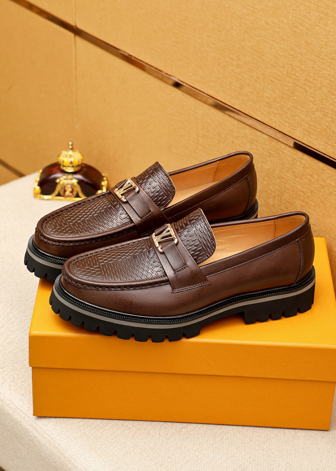Louis Vuitton Luxury Loafers: Embossed Leather, Iconic Hardware, and Durable Soles 4 i1744683364 6701 2