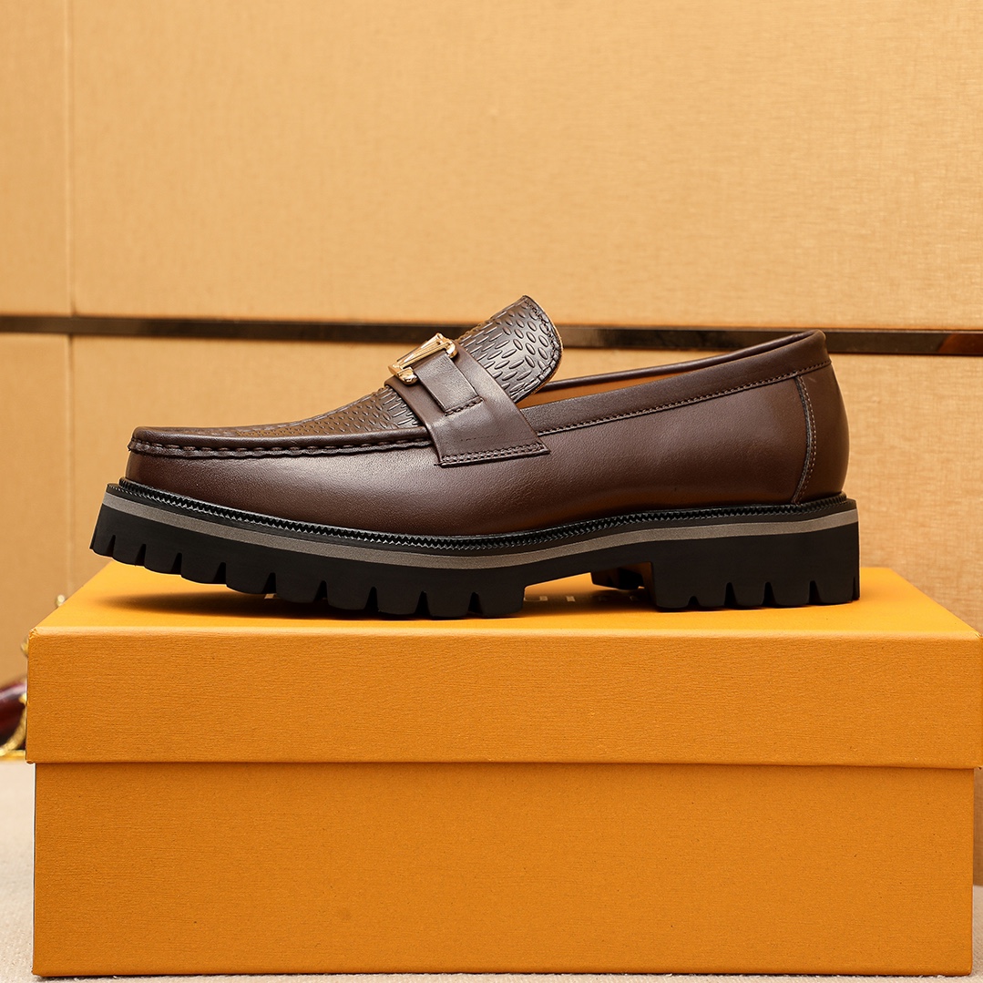 Louis Vuitton Luxury Loafers: Embossed Leather, Iconic Hardware, and Durable Soles 7 i1744683364 8120 5