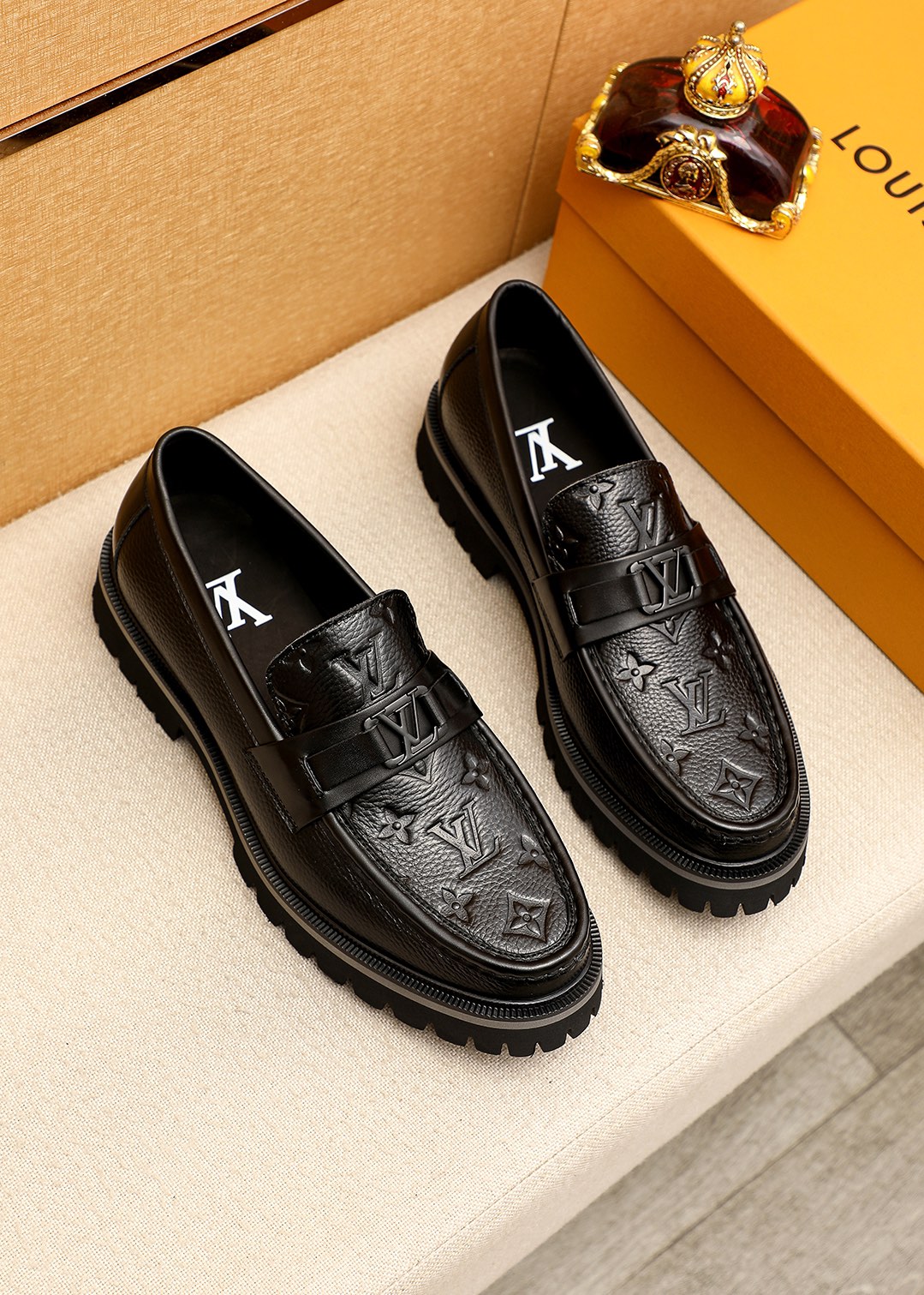 Louis Vuitton Men's Leather Loafers with Embossed Detailing - Black, Sizes 38-44 1 Louis Vuitton Men's Leather Loafers with Embossed Detailing - Black, Sizes 38-44