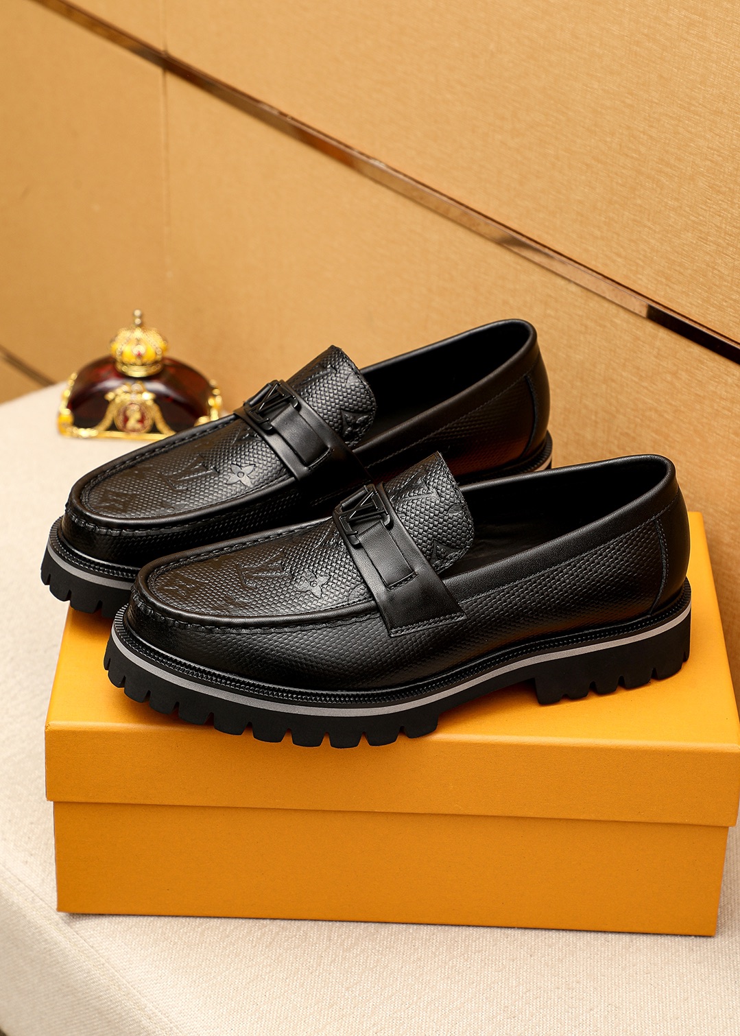 Louis Vuitton Men's Leather Loafers with Embossed Detailing-Sizes 38-44 4 i1744689046 5 2