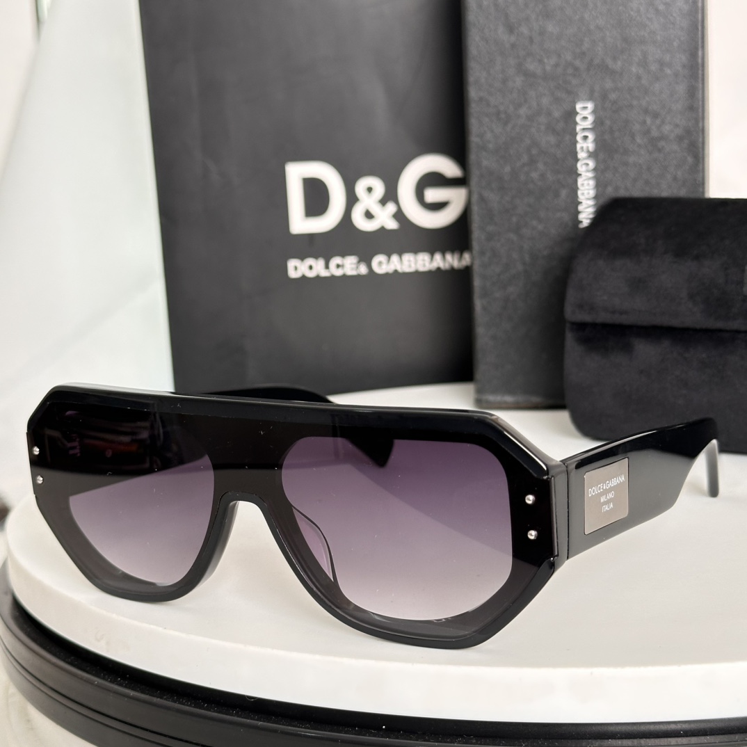  ‼️DOLCE & GABBAN*🌟🌟🌟MODEL：DG4481🌟🌟🌟SIZE：143-145🌟🌟🌟