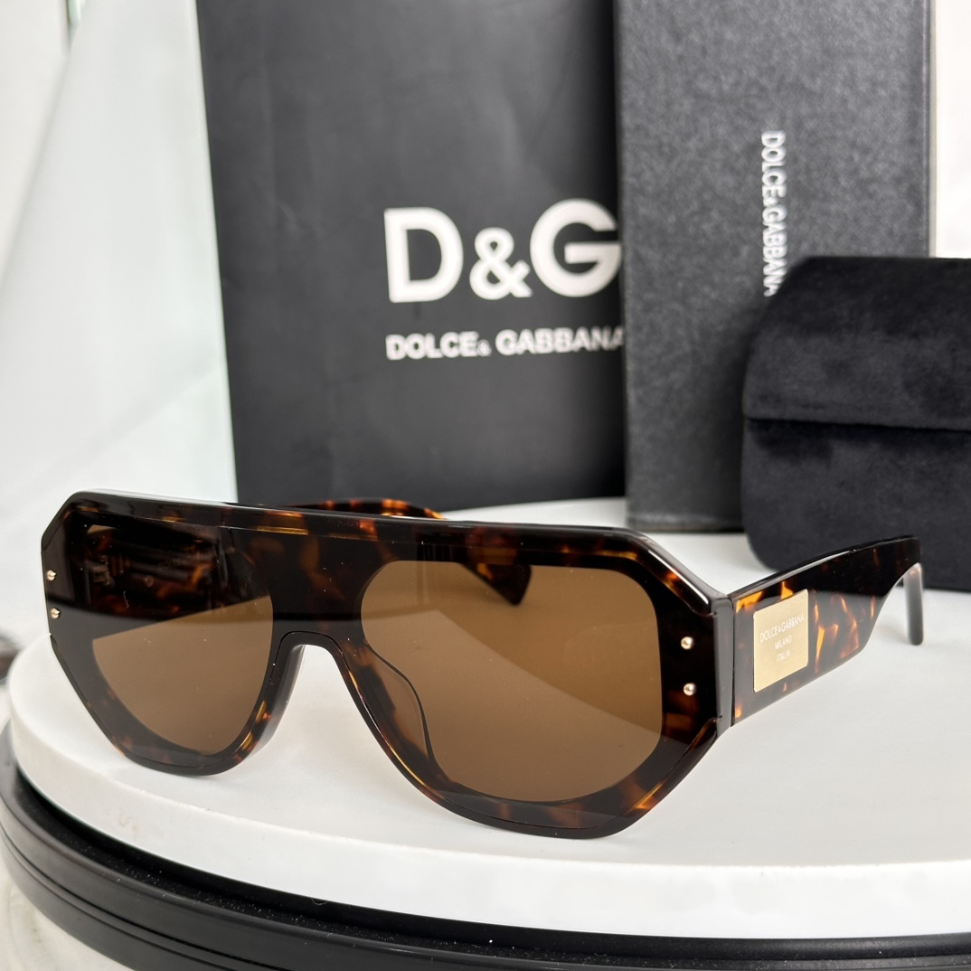  ‼️DOLCE & GABBAN*🌟🌟🌟MODEL：DG4481🌟🌟🌟SIZE：143-145🌟🌟🌟