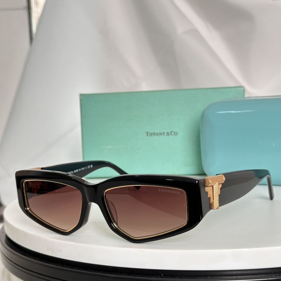  ‼️TIFFANY&Co. 
MODEL：TF4234U  
SIZE：55口16-135