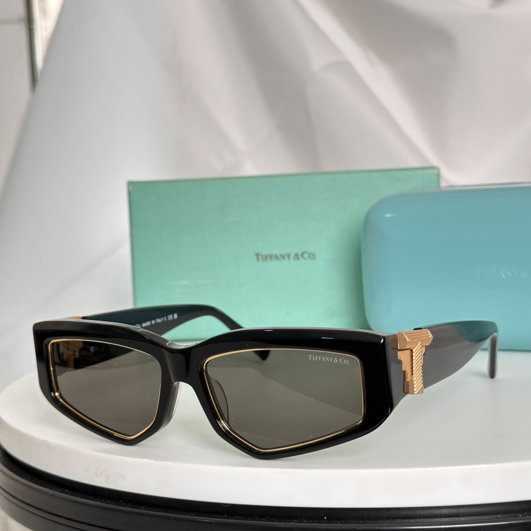  ‼️TIFFANY&Co. 
MODEL：TF4234U  
SIZE：55口16-135