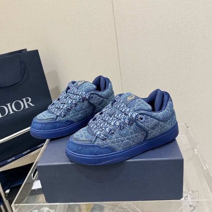 NO:386077,Top products｜ Dior B9S series Bread shoes Casual sports shoes Skateboard shoes Original purchase and development This new B9S skateboard sneakers are inspired by skateboarding and Dior high order fabric original custom-made top layer cowhide + tweed inside custom-made breathable inner lining, original open mold-proof TU material, bottom thickness 3.5CM Size men's size 38-45 (38,45 custom-made, no return or exchange) Premium packaging, casual shoes/sports shoes, dior, dior, sneakers, cowhide19860909顶级品｜ Dior迪奥B9S 系列 面包鞋 休闲 运动鞋 滑板鞋 原版购入开发做货 这款全新 B9S 滑板运动鞋的灵感源自滑板运动和 Dior 的高订 面料原版定制头层牛皮+粗花呢 内里定制透气内里 大底原版开模防滑TU材质 底厚3.5CM Size男码38-45（38,45订做不退换） 专柜精美包装,休闲鞋/运动鞋,dior,dior,sneakers,cowhide,Women's Shoes