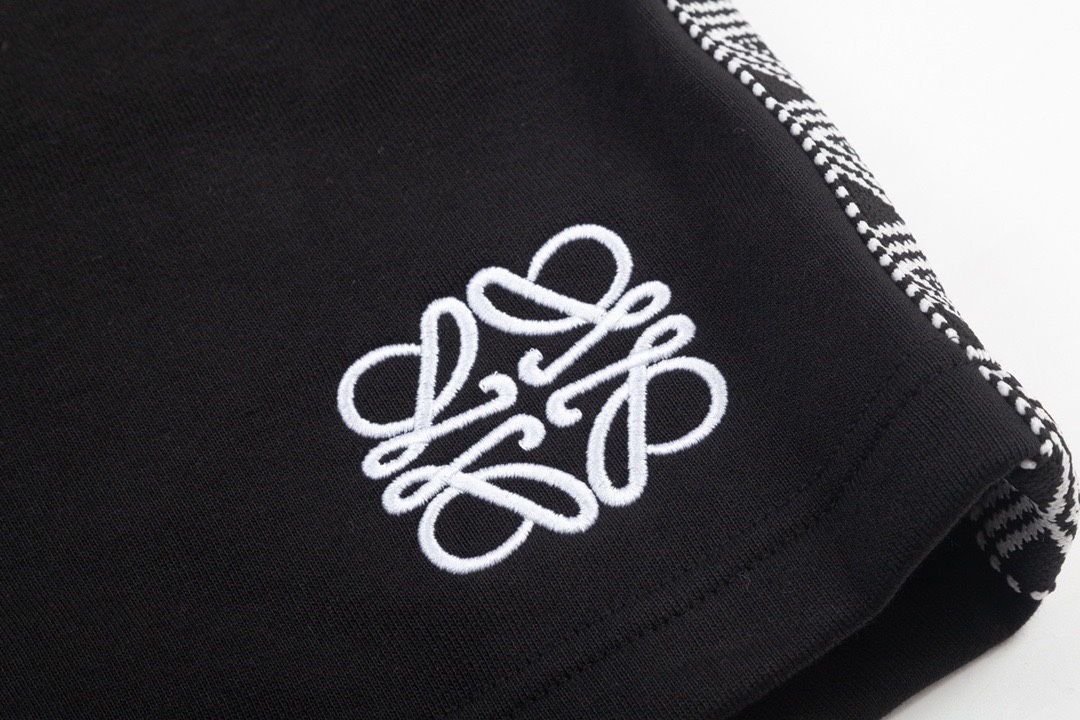 罗意威/Loewe 夏季新款 经典logo刺绣拼接织带休闲短裤 黑色