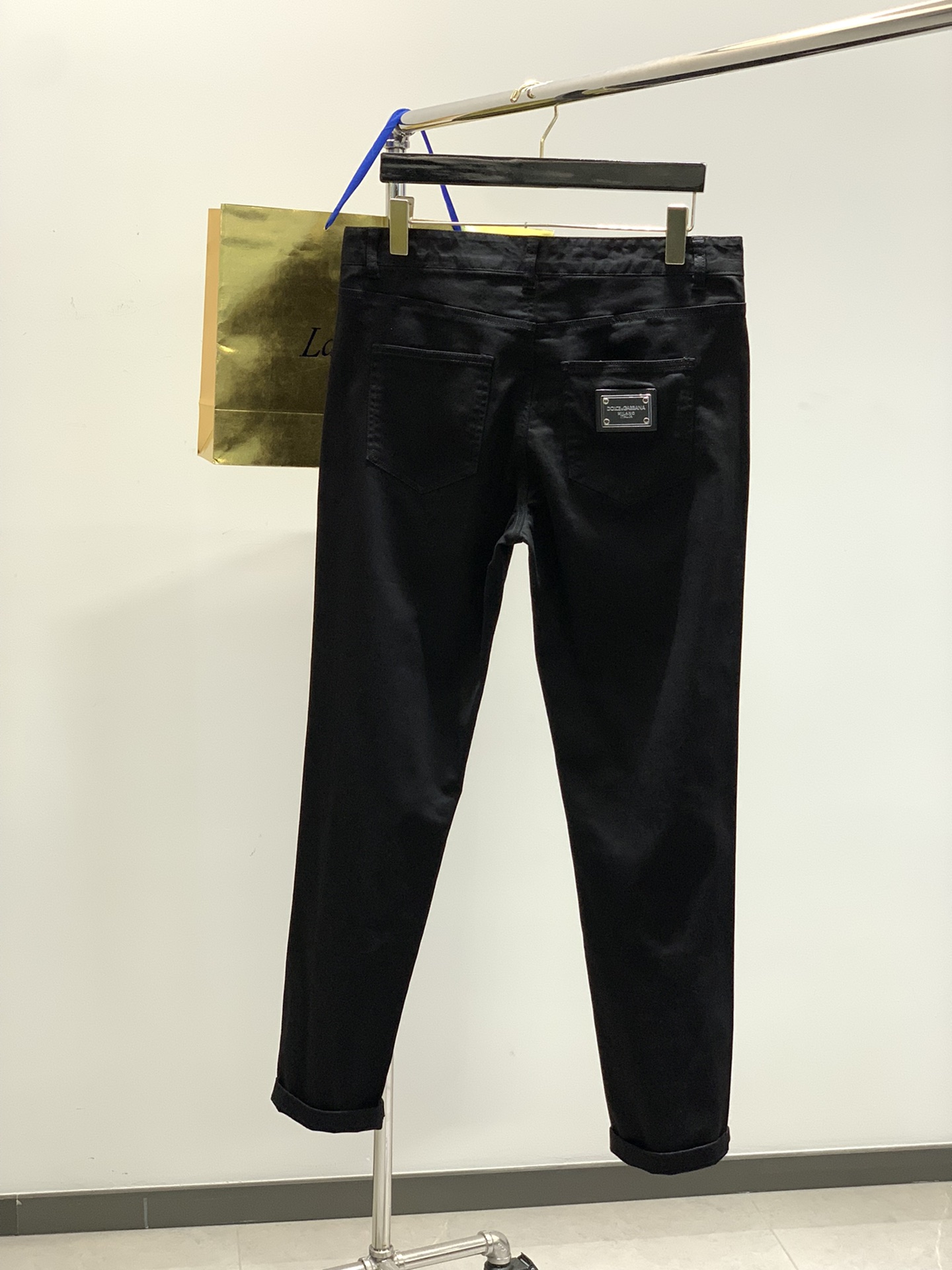 ，DOLCE&GABBANA 杜嘉班纳，2025春季最新品，官网专柜同步有售，原单狠货，超级有范儿的一款