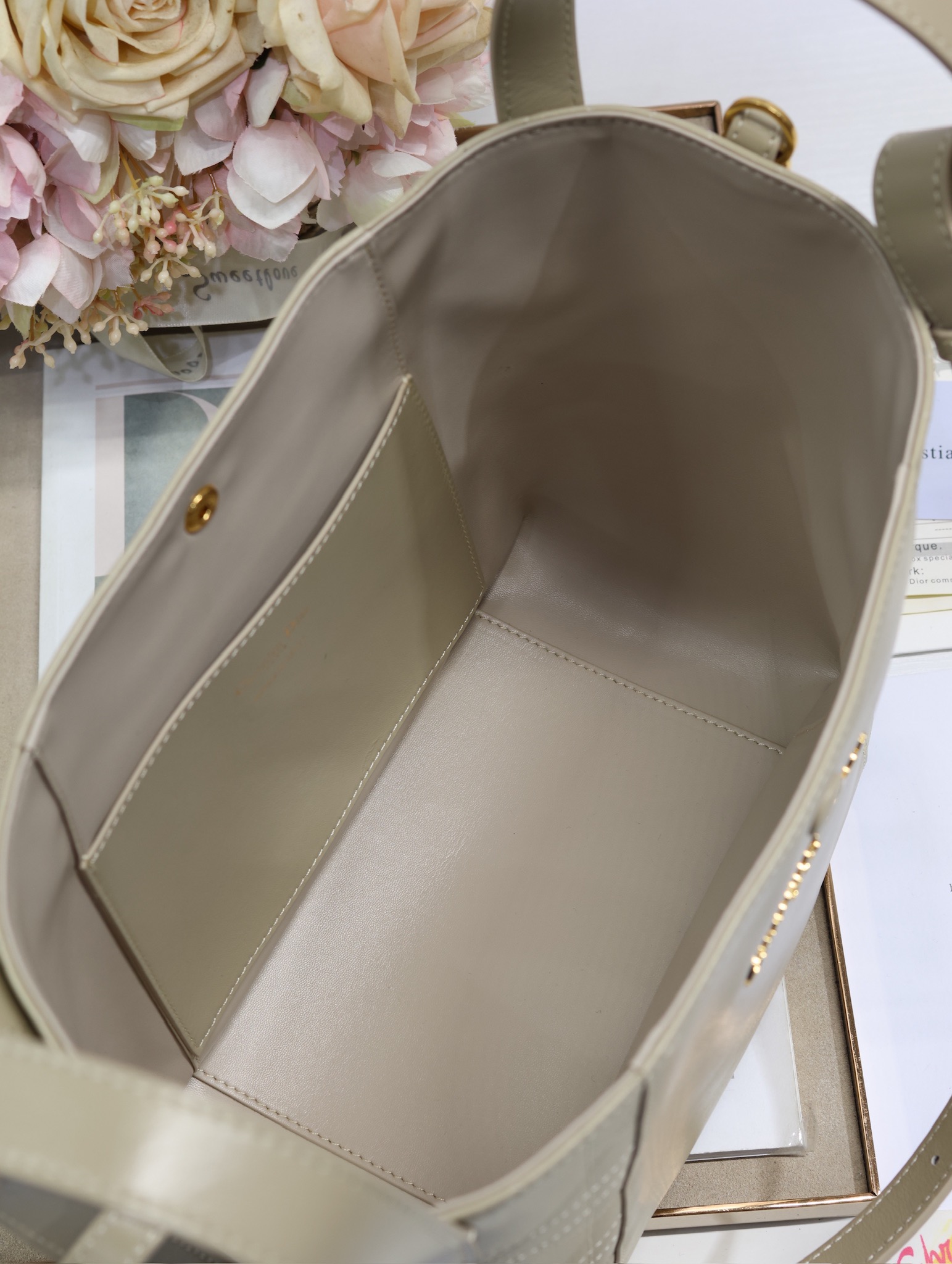 Dior Signature Medium Bucket Bag in Beige Leather with Gold-Tone Hardware 8 i1744797858 1380 6