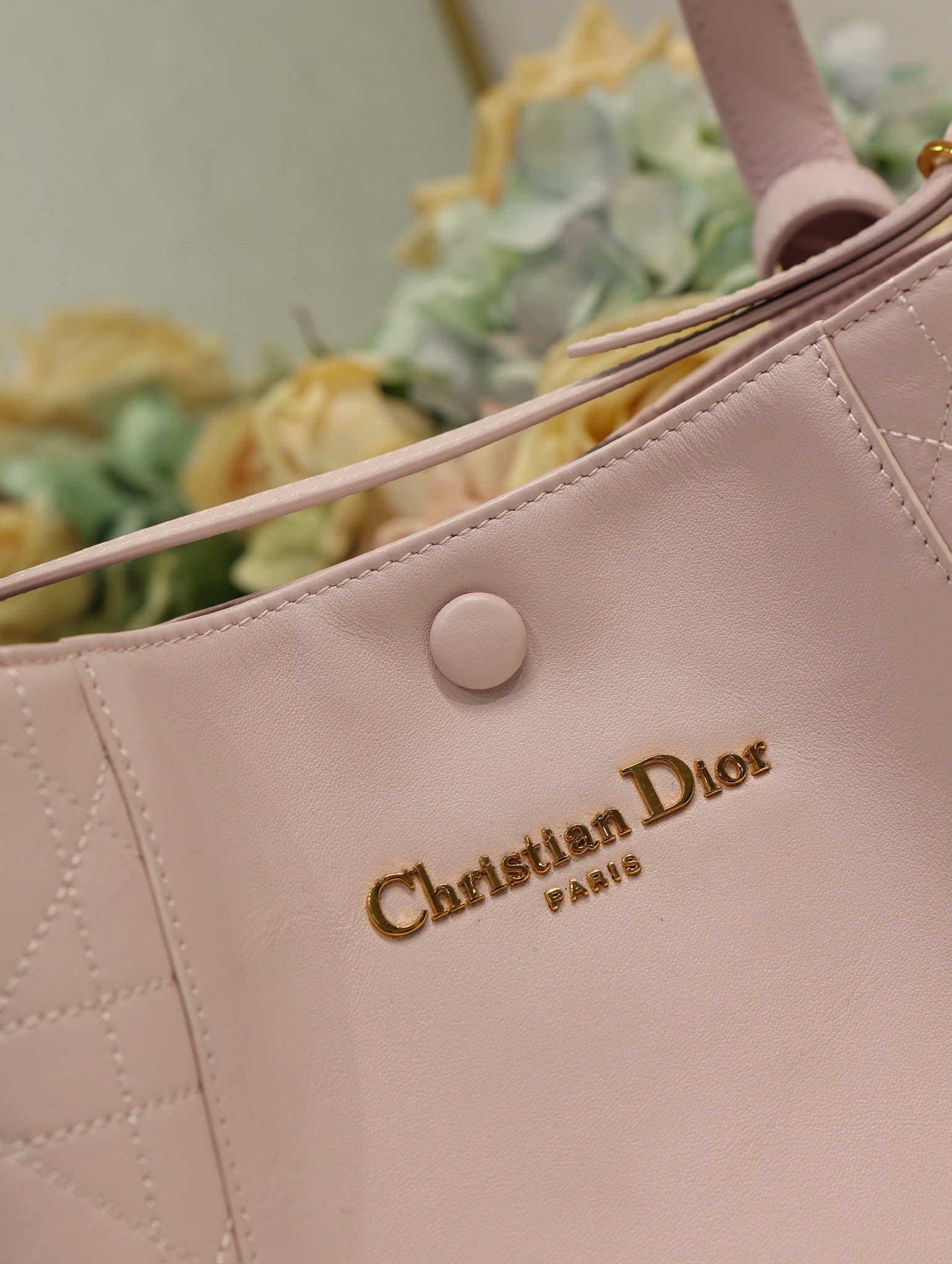 Christian Dior Signature Medium Bucket Bag Pink Calfskin Leather Handbag 4 i1744798364 2730 3