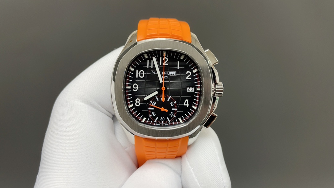 NO:392935,MMA Patek Philippe Aquanaut series, grenade series, watch model 5968A-001) PP mm stainless steel case, chronograph hand, outer edge track scale accurate to quarter second, 60-minute accumulation timer, stainless steel case, rubber strap, full of fashionable and sunny sporty atmosphere, the case adopts the classic outline of a rounded octagonal bezel, the bezel is more delicate and exquisite after chamfering polishing, the front is polished, and the side matte lugs are slightly bent, presenting a natural curve, making the watch more fit to the wearer's wrist. Thickness 13mm The thinnest natural anti-sensitive rubber strap on the market, exquisitely recommended men's multi-functional mechanical watch, carefully creates super real-life pictures for you, patek philippe19860909MMA百达翡丽 Aquanaut系列,手雷系列 腕表型号5968A-001）PP 毫米不锈钢表壳 计时指针、精确至四分之一秒的外缘轨道式刻度、60 分钟累积计时器 以不锈钢材质的外壳,橡胶表带相搭,充满了时尚、阳光的运动气息,表壳采用了圆润的八角形表圈的经典轮廓,表圈经过倒角抛光处理之后更细腻精致,正面抛光,侧边磨砂处理的表耳略微弯曲,呈现出自然的弧度,将腕表更贴合于佩戴者腕间. 厚度13mm 市面最薄 天然防敏感橡胶表带 精致推荐男士多功能机械腕表 为你精心打造超真实实物图拍摄,,patek philippe,Watch